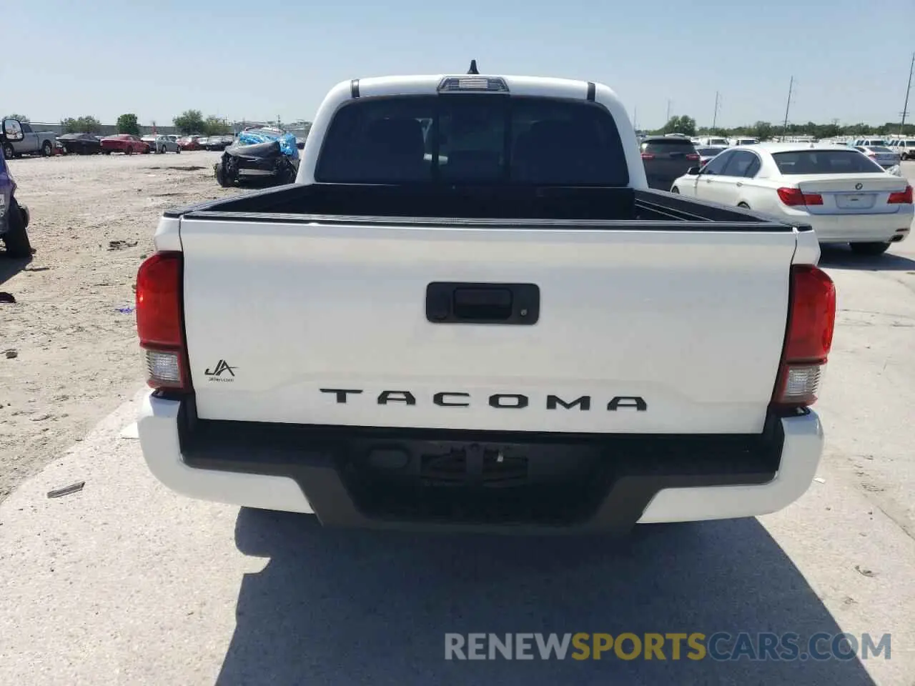 6 fotografías del automóvil dañado 5TFAX5GN3MX193630 TOYOTA TACOMA 2021