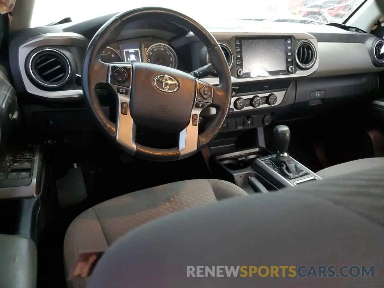 8 fotografías del automóvil dañado 5TFAX5GN3MX194289 TOYOTA TACOMA 2021