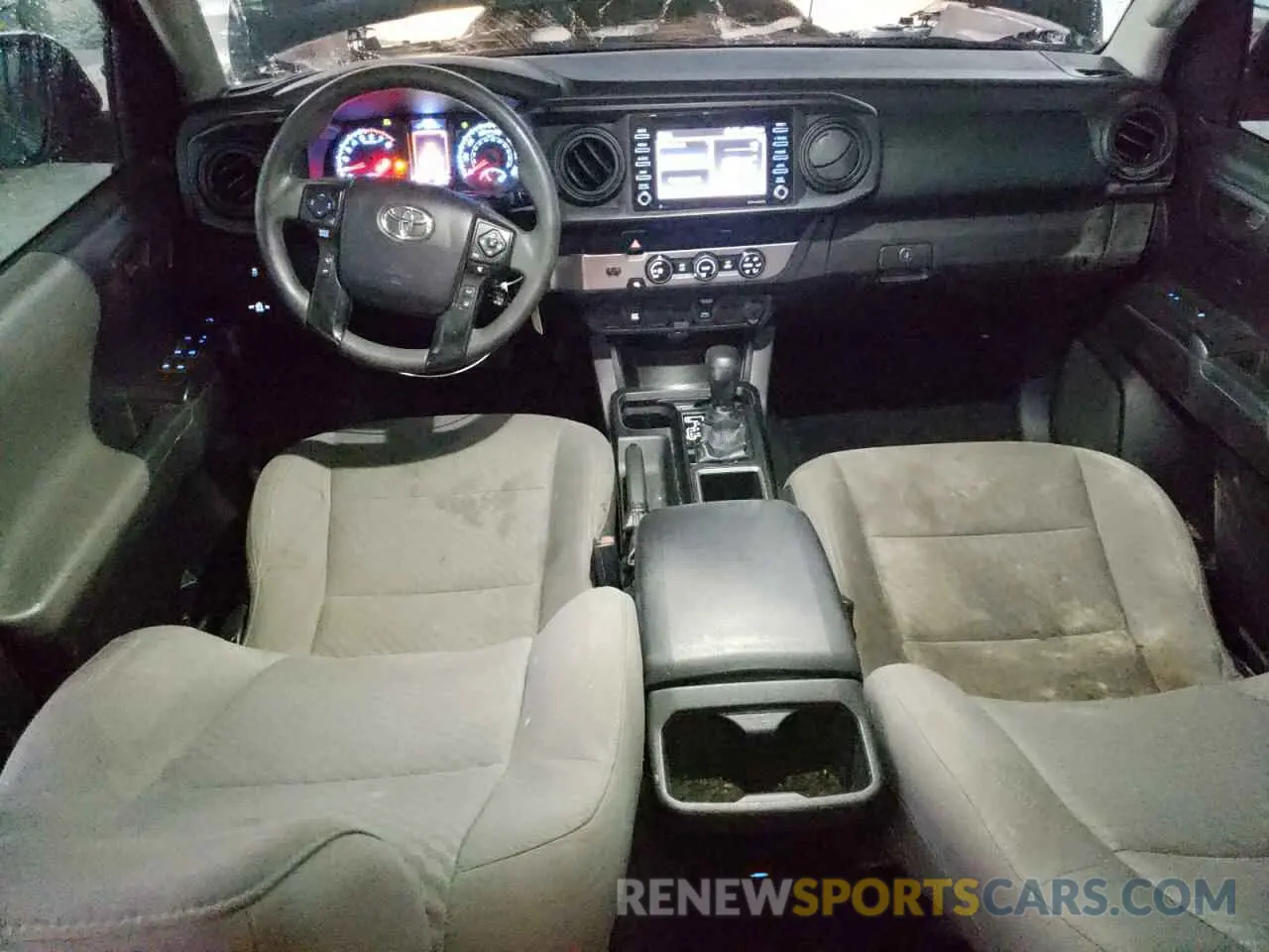 8 fotografías del automóvil dañado 5TFAX5GN3MX194339 TOYOTA TACOMA 2021