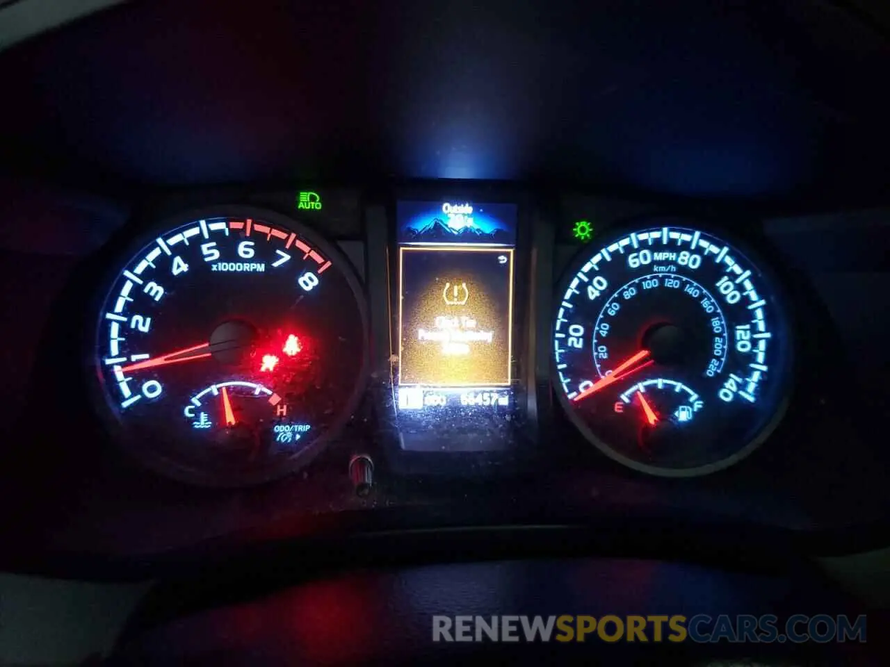 9 fotografías del automóvil dañado 5TFAX5GN3MX194339 TOYOTA TACOMA 2021