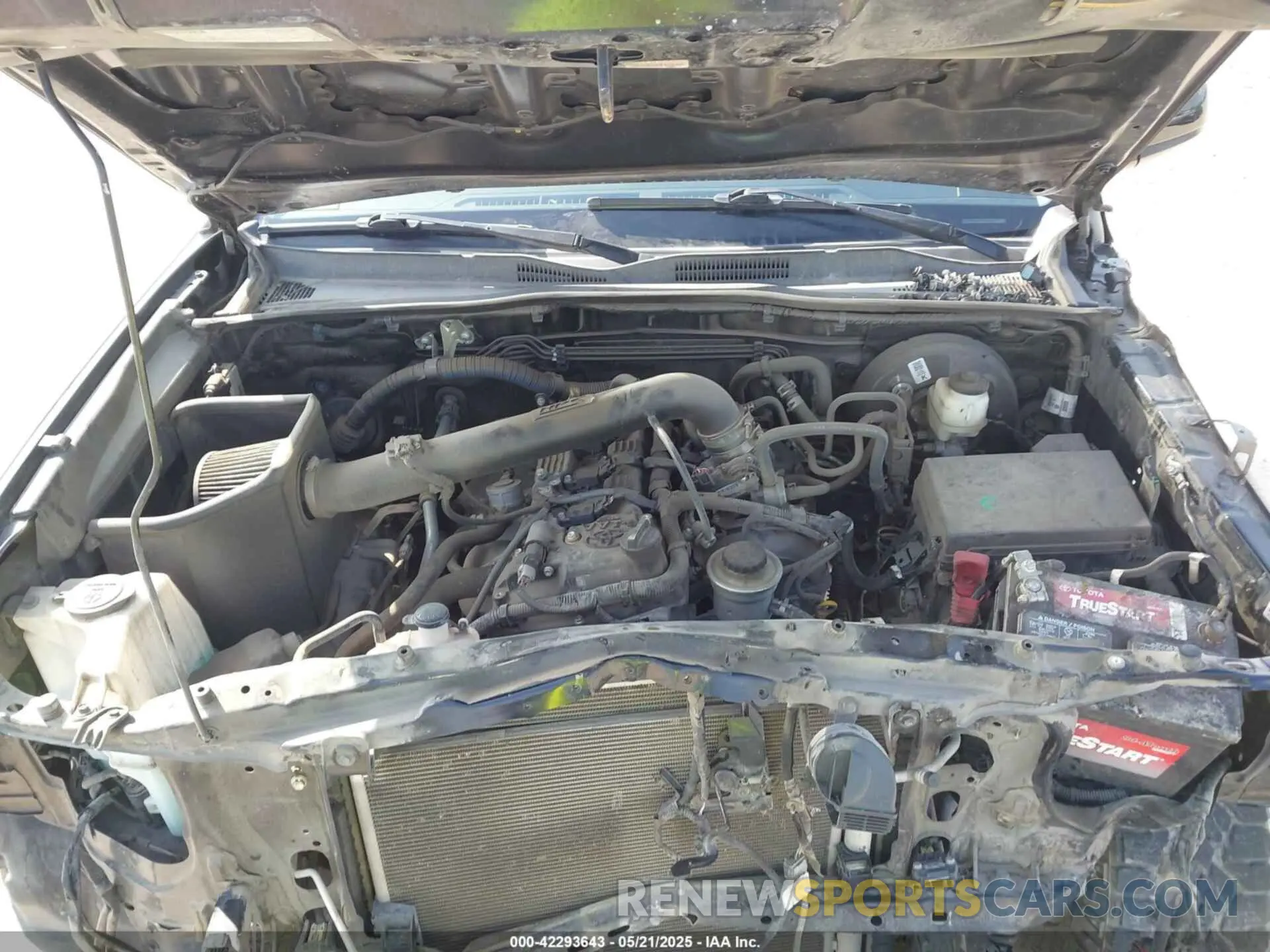 10 fotografías del automóvil dañado 5TFAX5GN4MX189814 TOYOTA TACOMA 2021