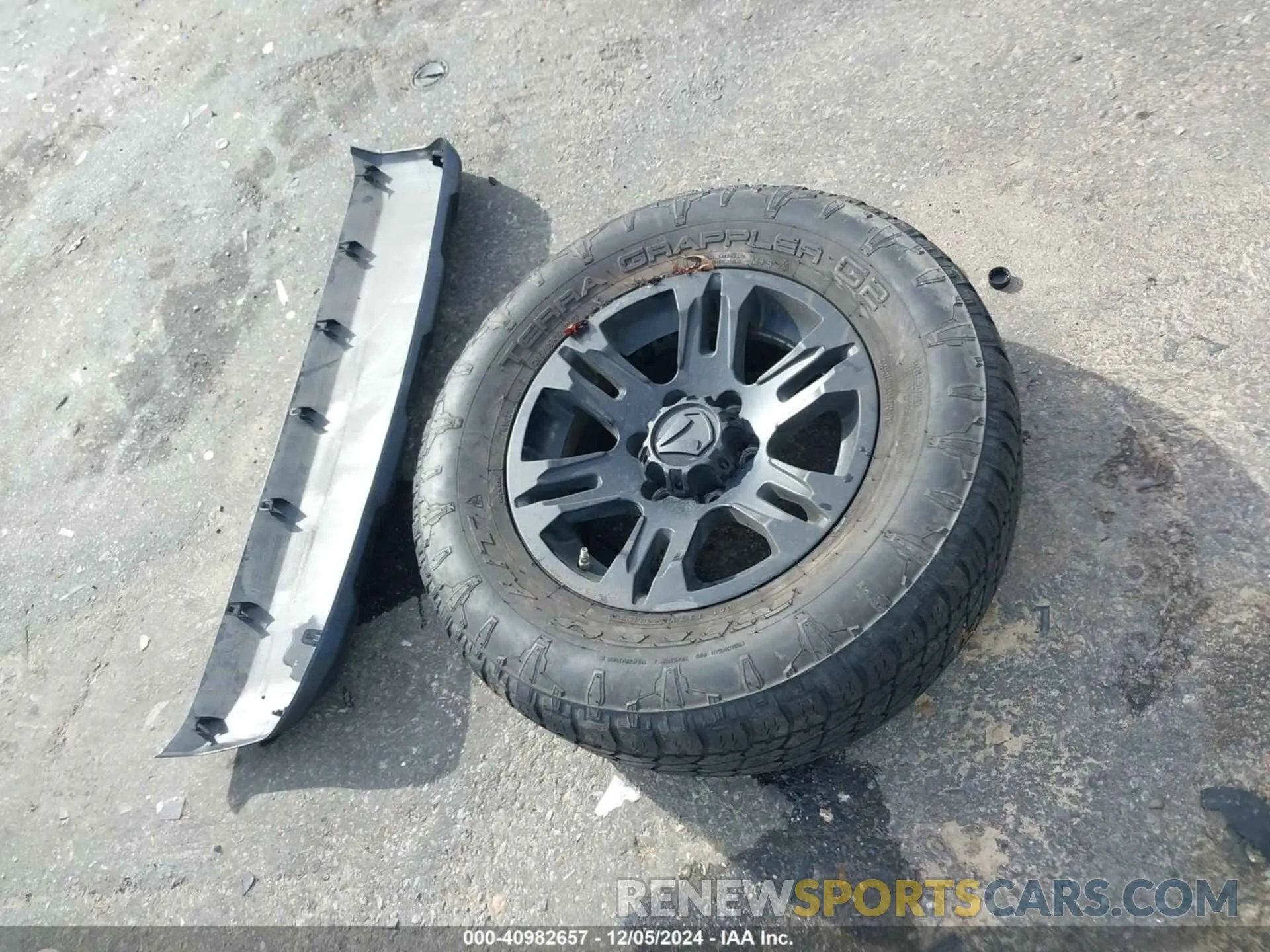 12 fotografías del automóvil dañado 5TFAX5GN5MX190132 TOYOTA TACOMA 2021