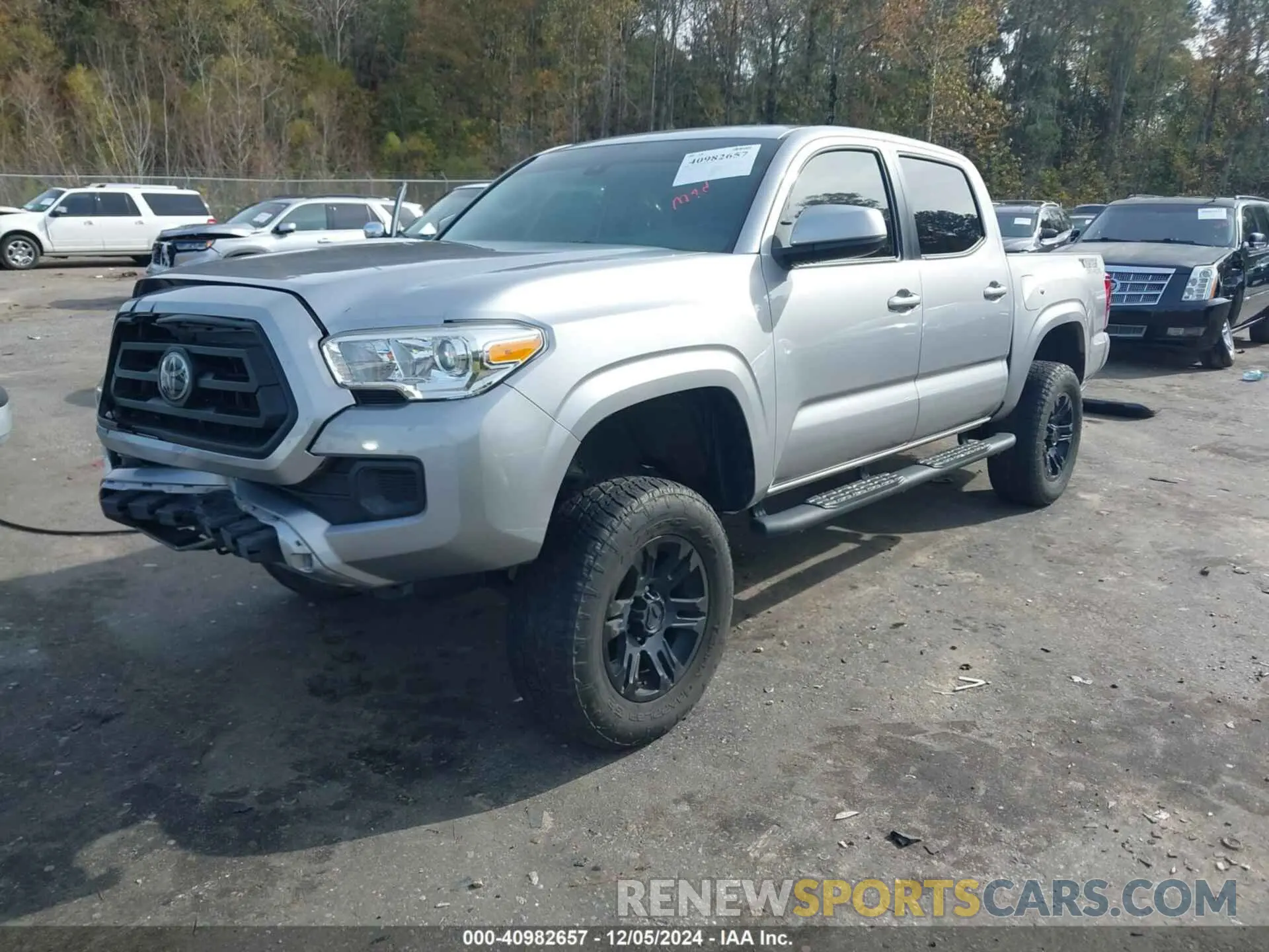 2 fotografías del automóvil dañado 5TFAX5GN5MX190132 TOYOTA TACOMA 2021