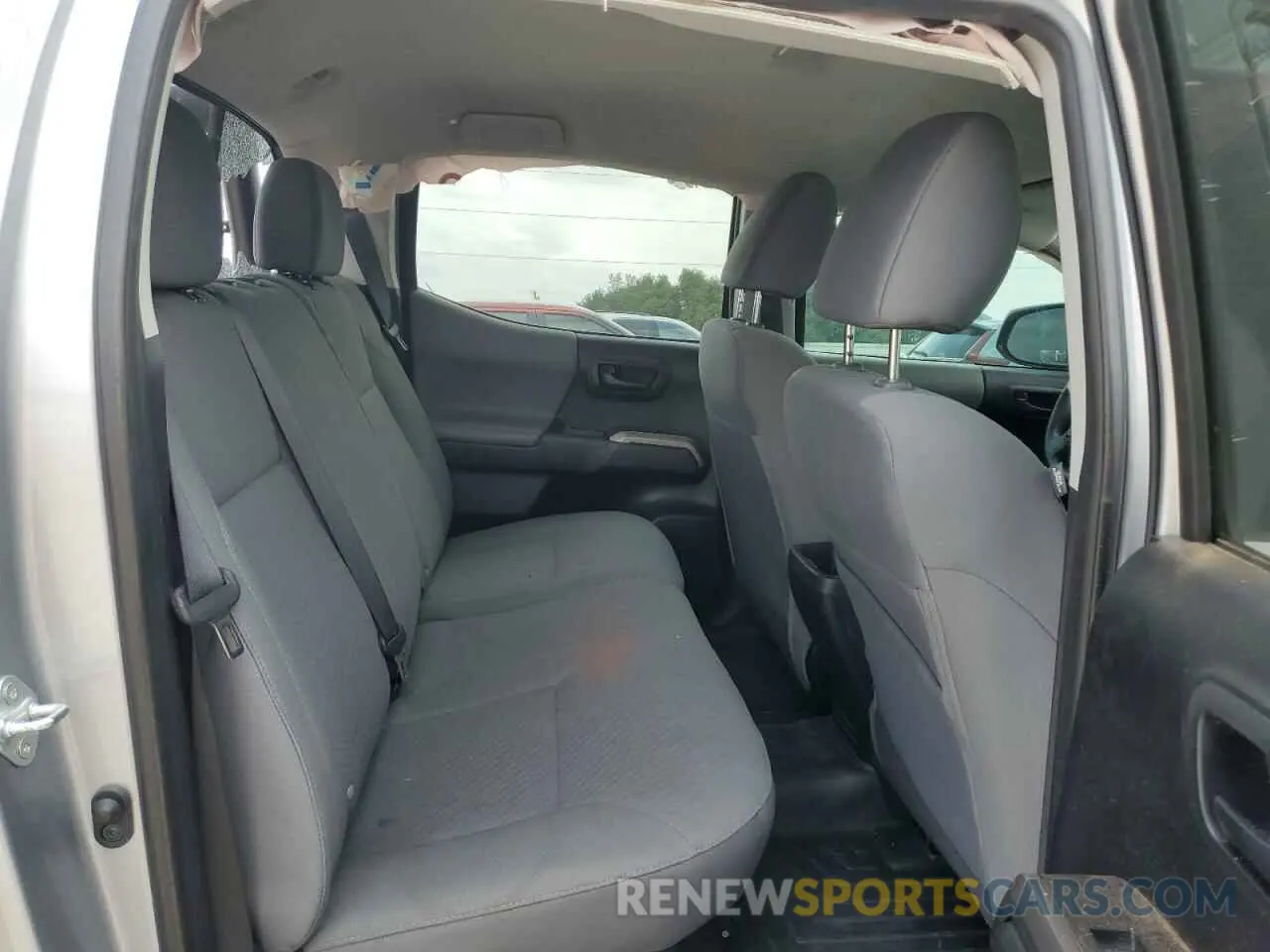 10 fotografías del automóvil dañado 5TFAX5GN5MX192513 TOYOTA TACOMA 2021