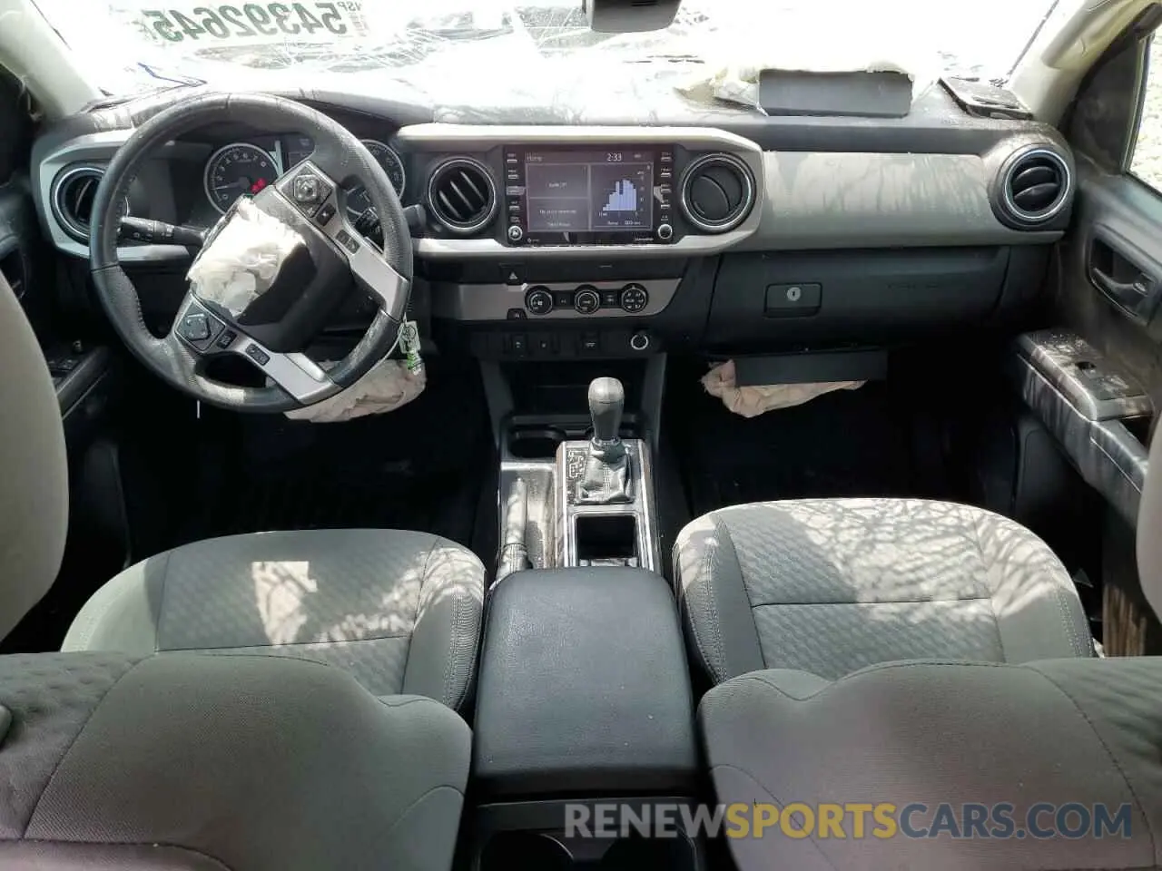 8 fotografías del automóvil dañado 5TFAX5GN5MX192513 TOYOTA TACOMA 2021