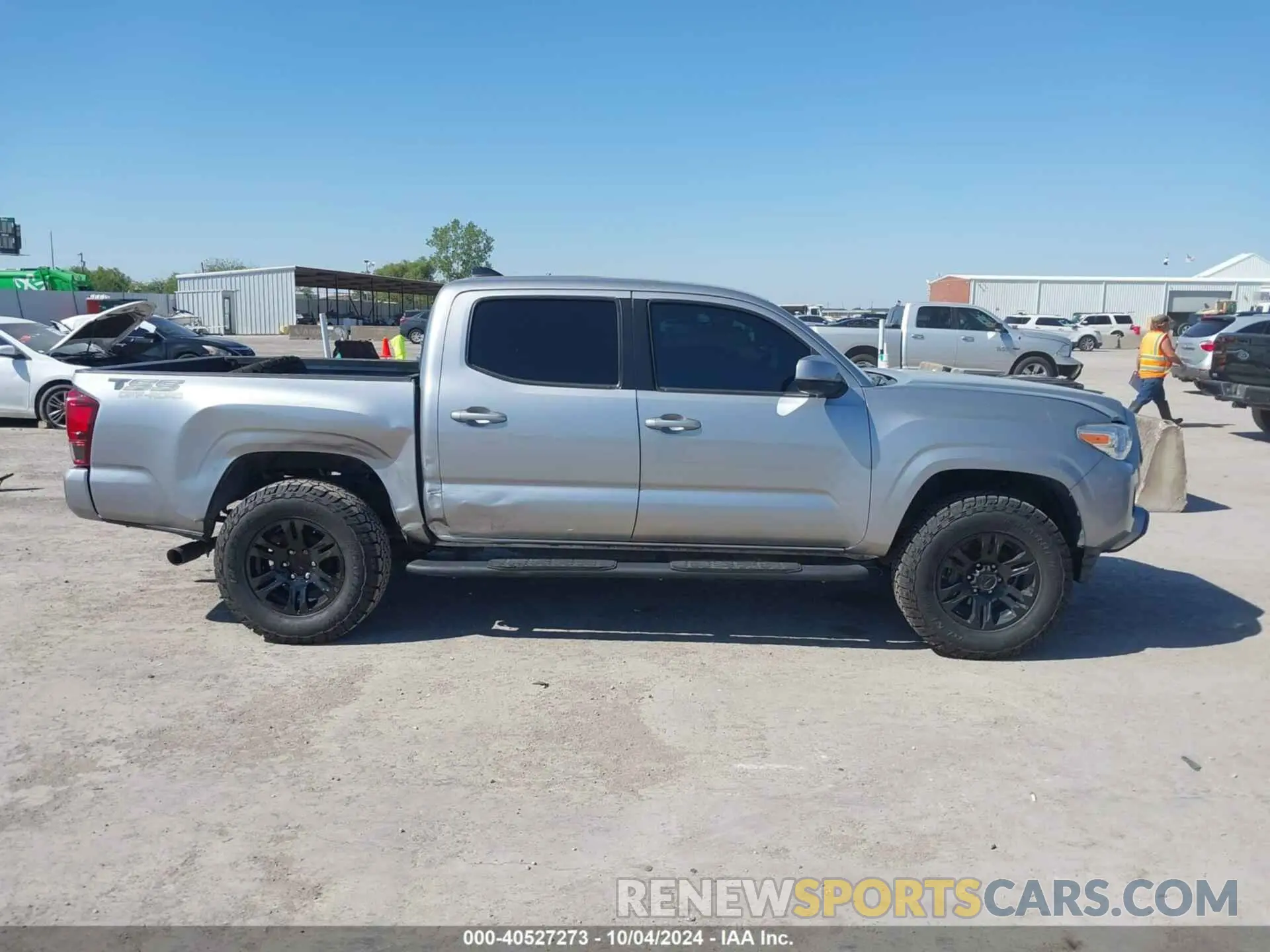 13 fotografías del automóvil dañado 5TFAX5GN7MX193615 TOYOTA TACOMA 2021