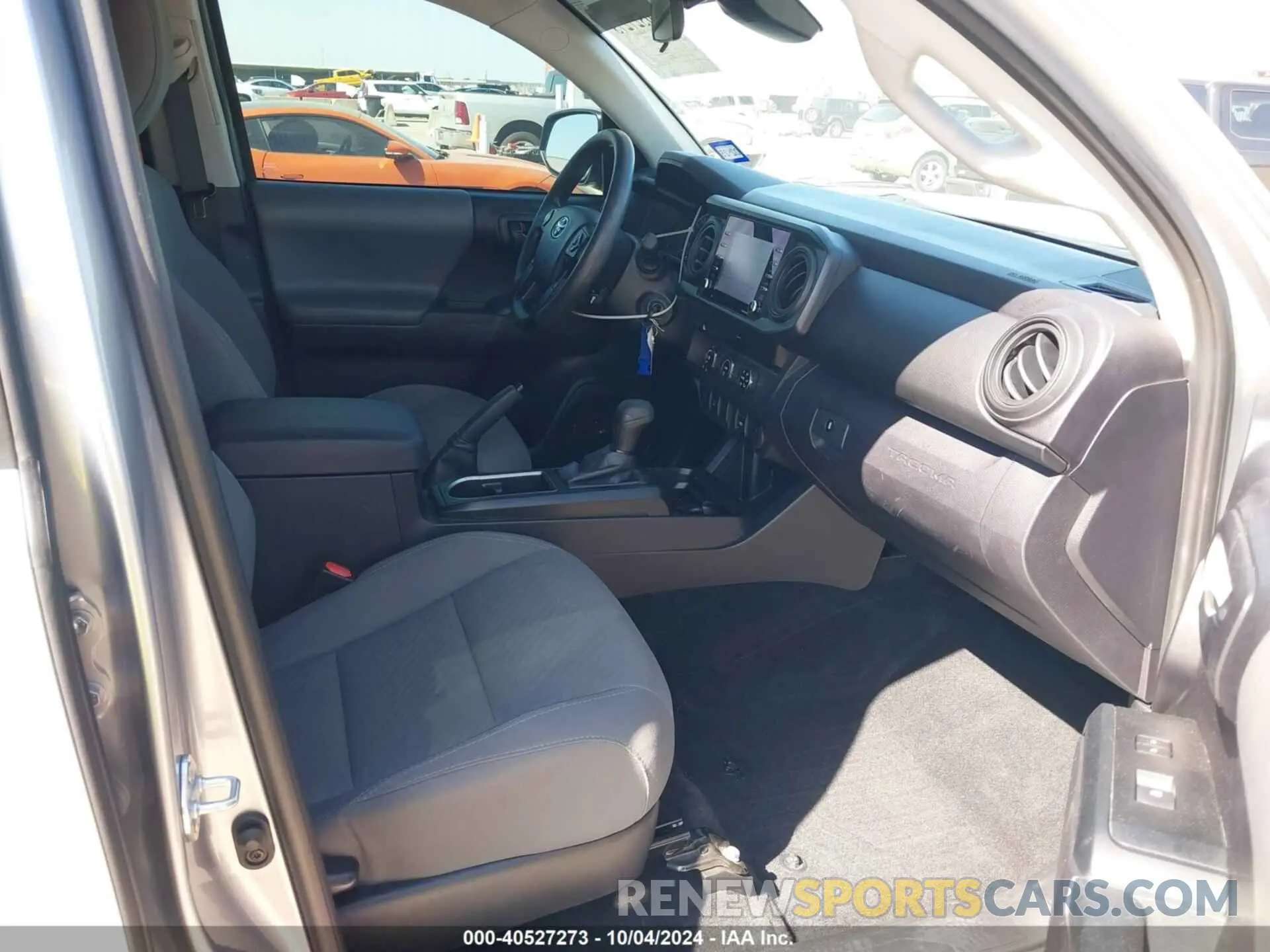 5 fotografías del automóvil dañado 5TFAX5GN7MX193615 TOYOTA TACOMA 2021