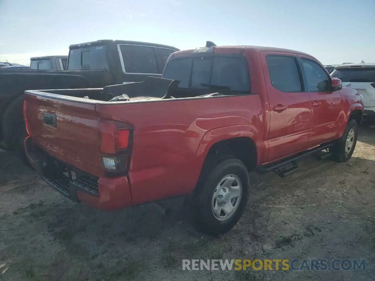 3 fotografías del automóvil dañado 5TFAX5GN8MX193865 TOYOTA TACOMA 2021
