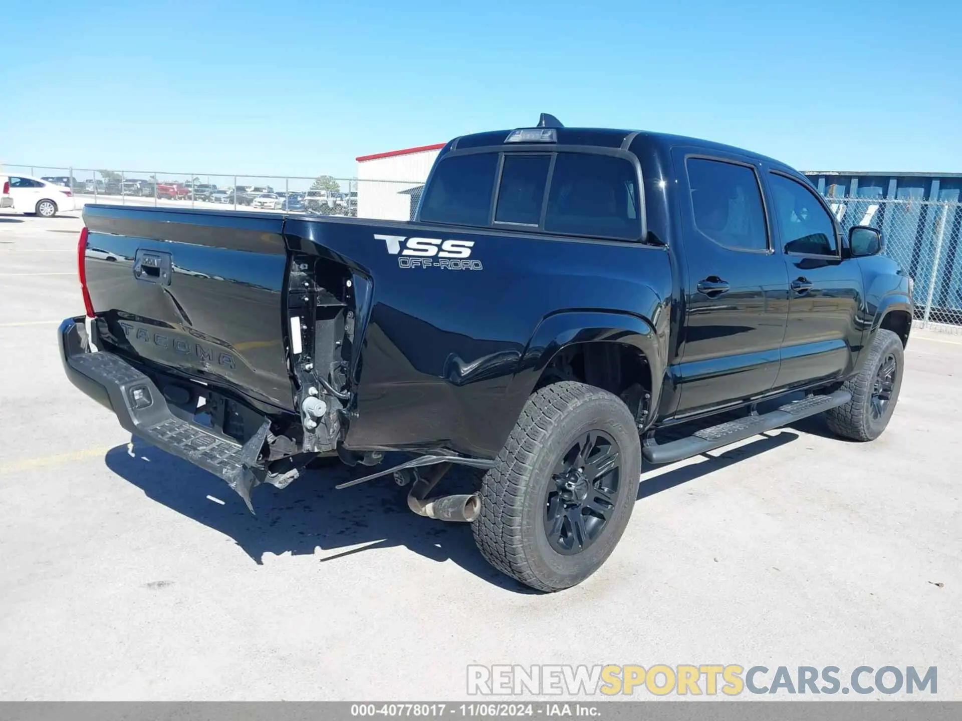 4 fotografías del automóvil dañado 5TFAX5GN9MX190229 TOYOTA TACOMA 2021