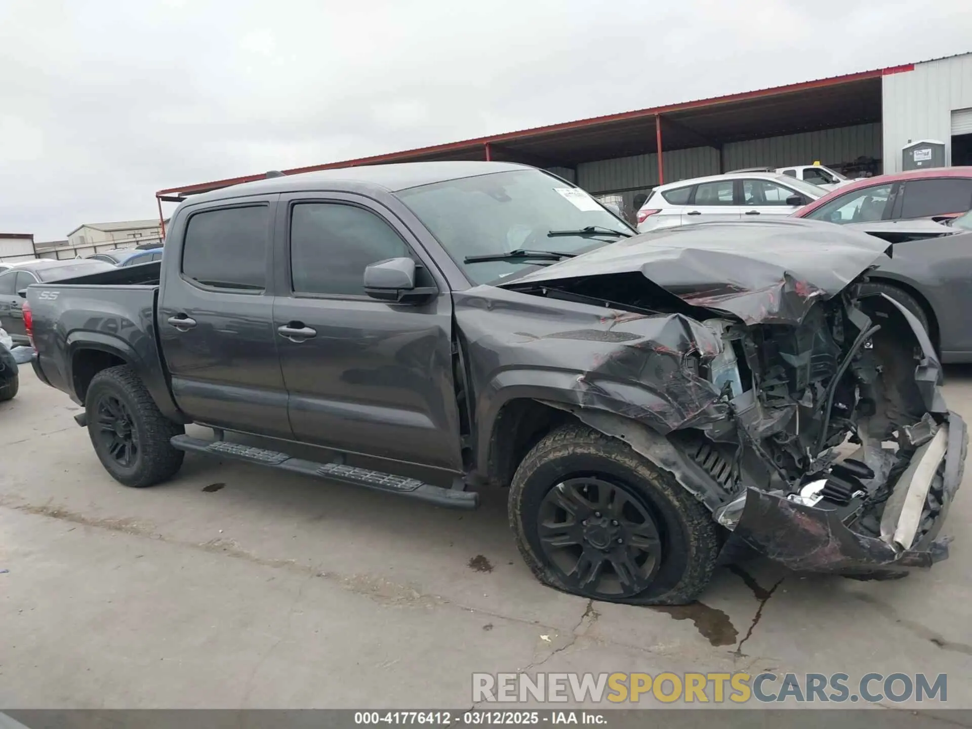 14 fotografías del automóvil dañado 5TFAX5GN9MX193549 TOYOTA TACOMA 2021