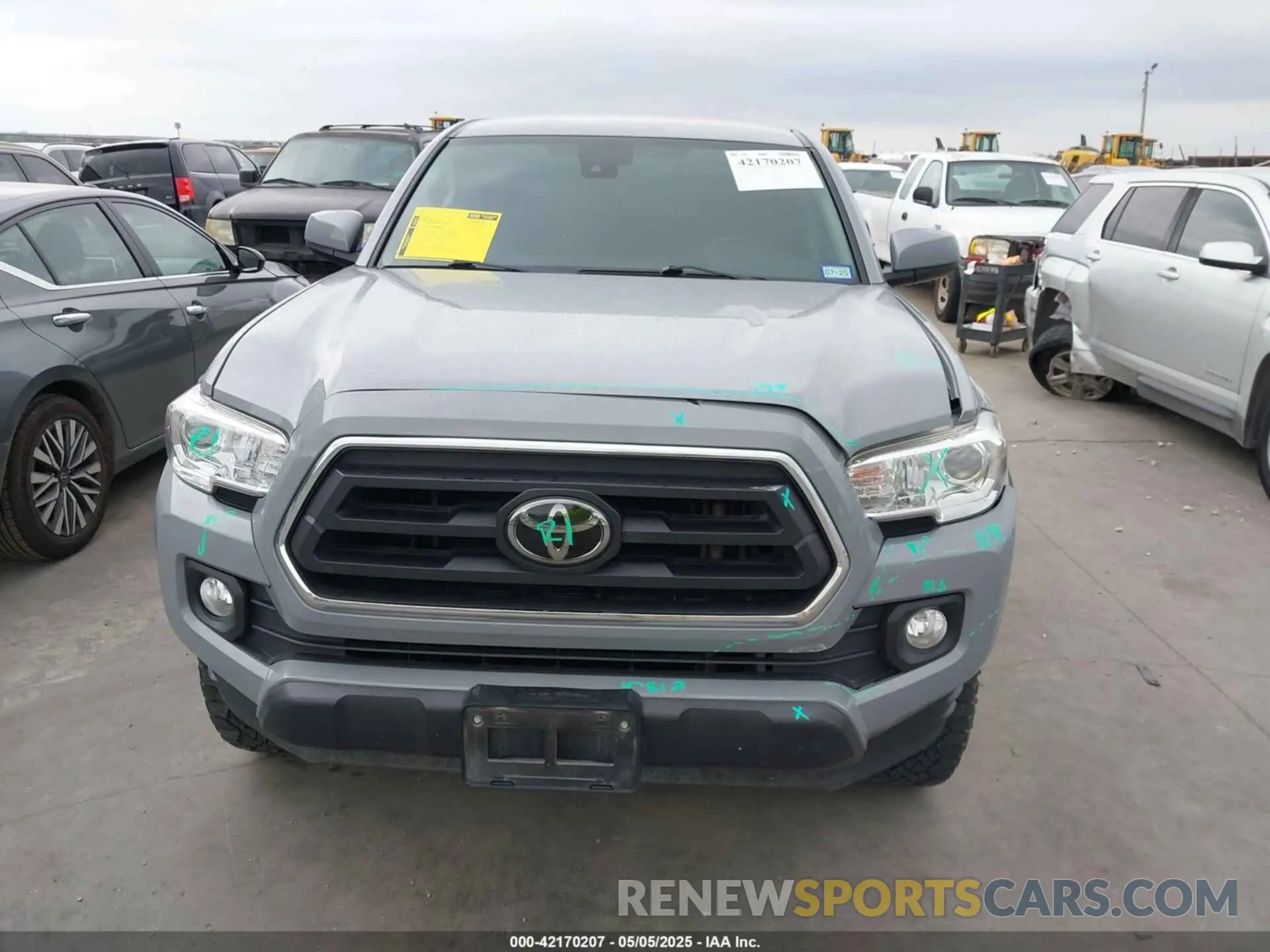 12 fotografías del automóvil dañado 5TFAX5GNXMX191938 TOYOTA TACOMA 2021