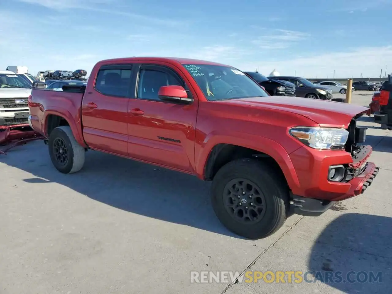 4 fotografías del automóvil dañado 5TFAZ5CN0MX096840 TOYOTA TACOMA 2021
