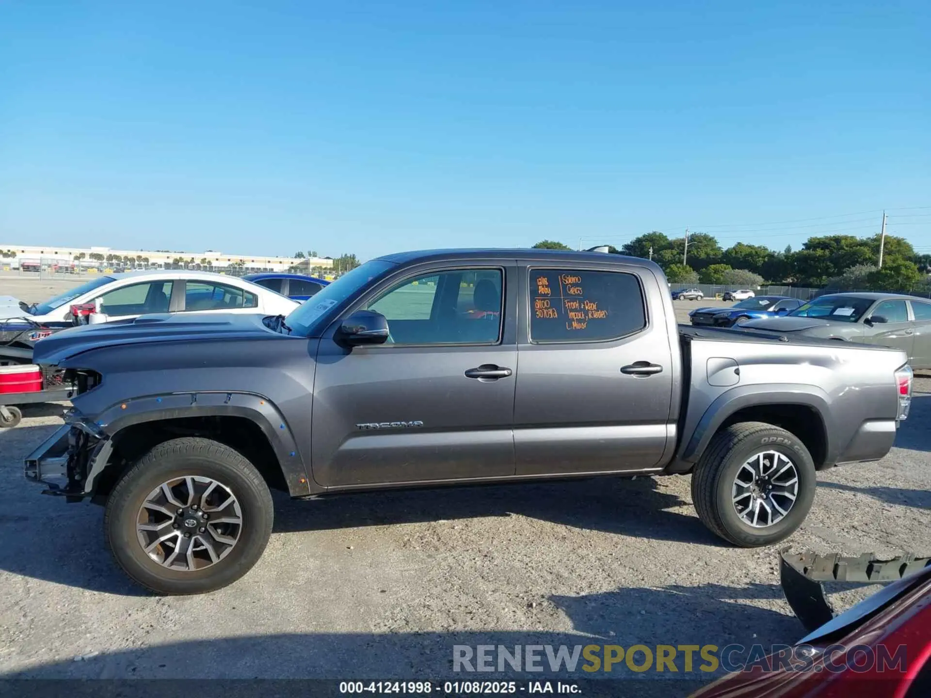 15 fotografías del automóvil dañado 5TFAZ5CN1MX098953 TOYOTA TACOMA 2021