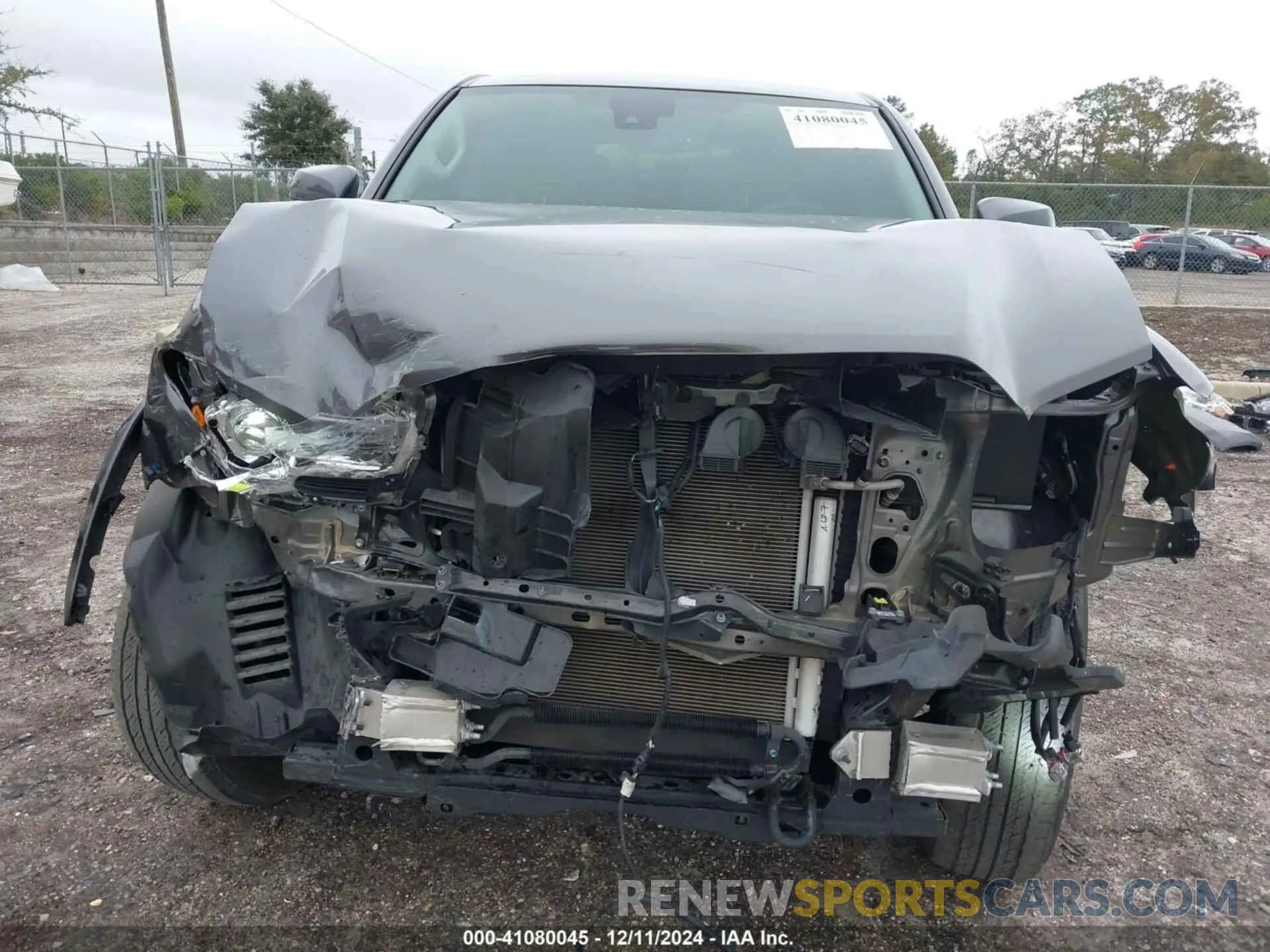 6 fotografías del automóvil dañado 5TFAZ5CN1MX109272 TOYOTA TACOMA 2021