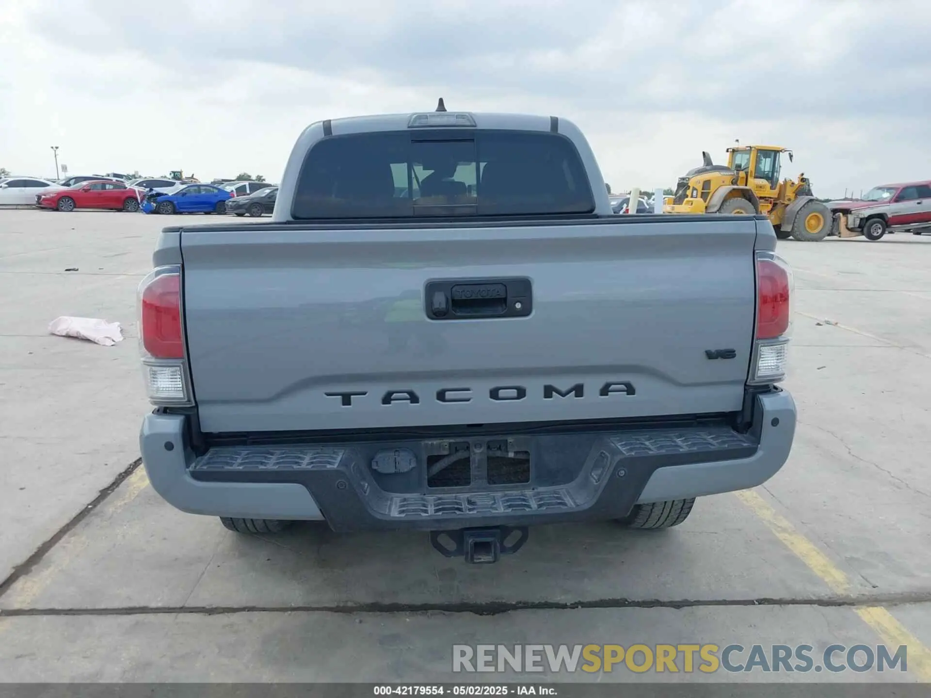 17 fotografías del automóvil dañado 5TFAZ5CN1MX112477 TOYOTA TACOMA 2021