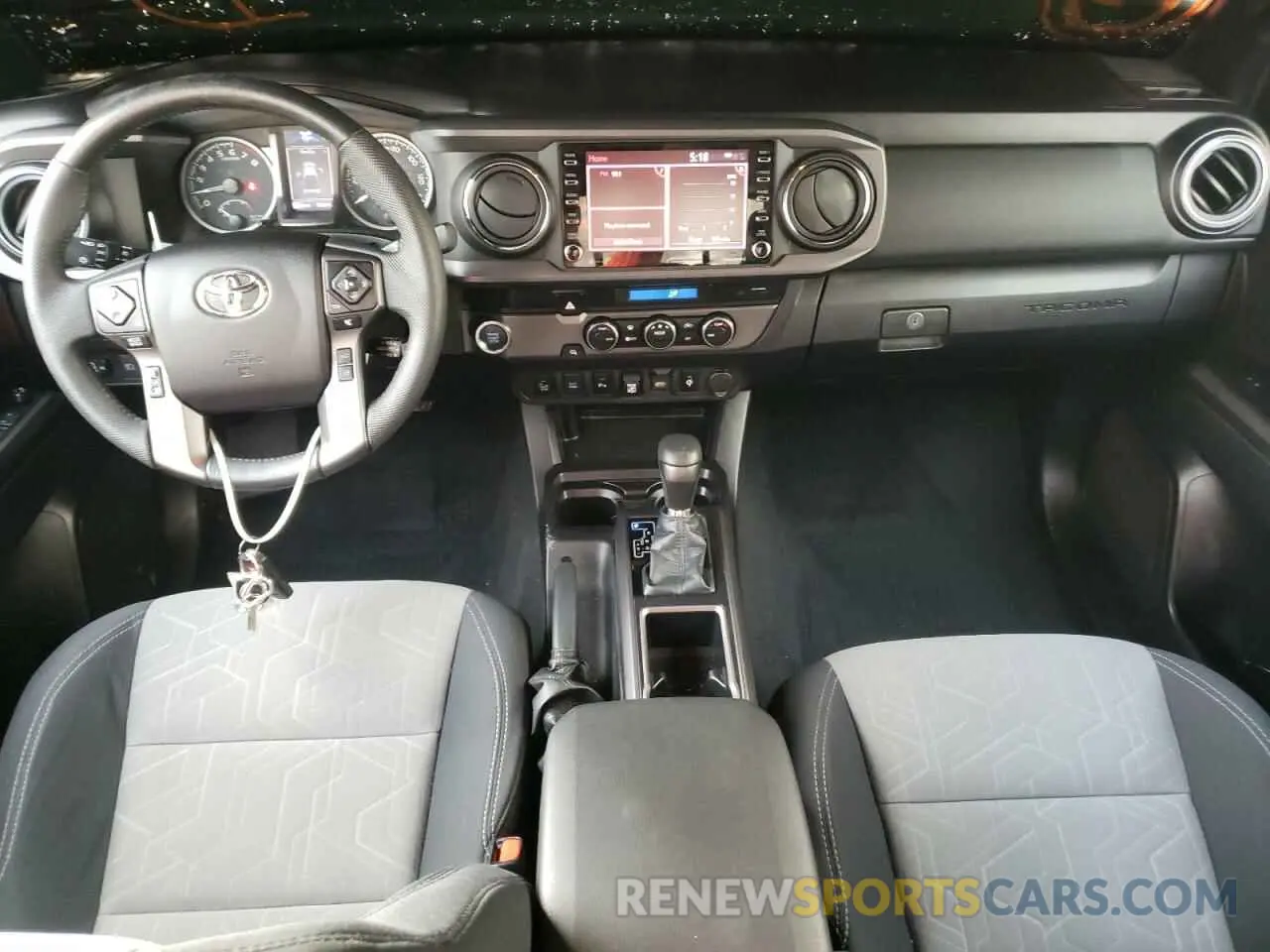 9 fotografías del automóvil dañado 5TFAZ5CN3MX107720 TOYOTA TACOMA 2021