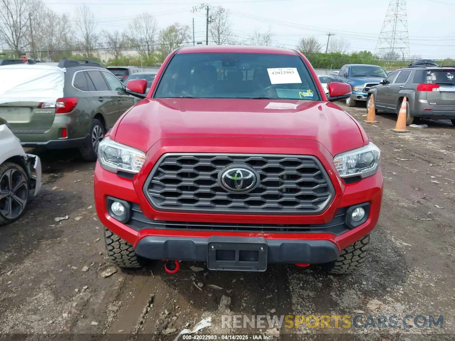 6 fotografías del automóvil dañado 5TFAZ5CN4MX105846 TOYOTA TACOMA 2021