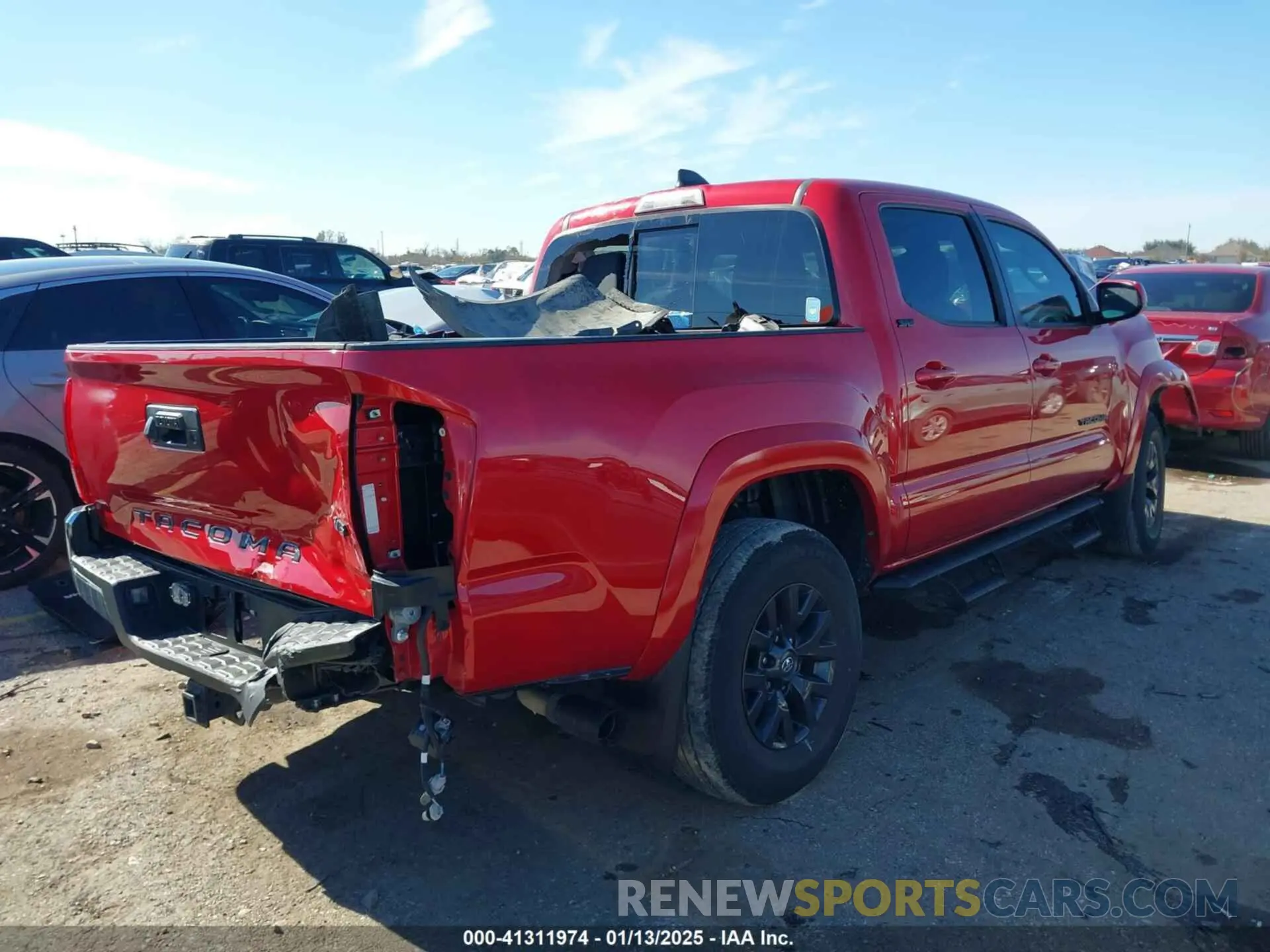 4 fotografías del automóvil dañado 5TFAZ5CN4MX114420 TOYOTA TACOMA 2021