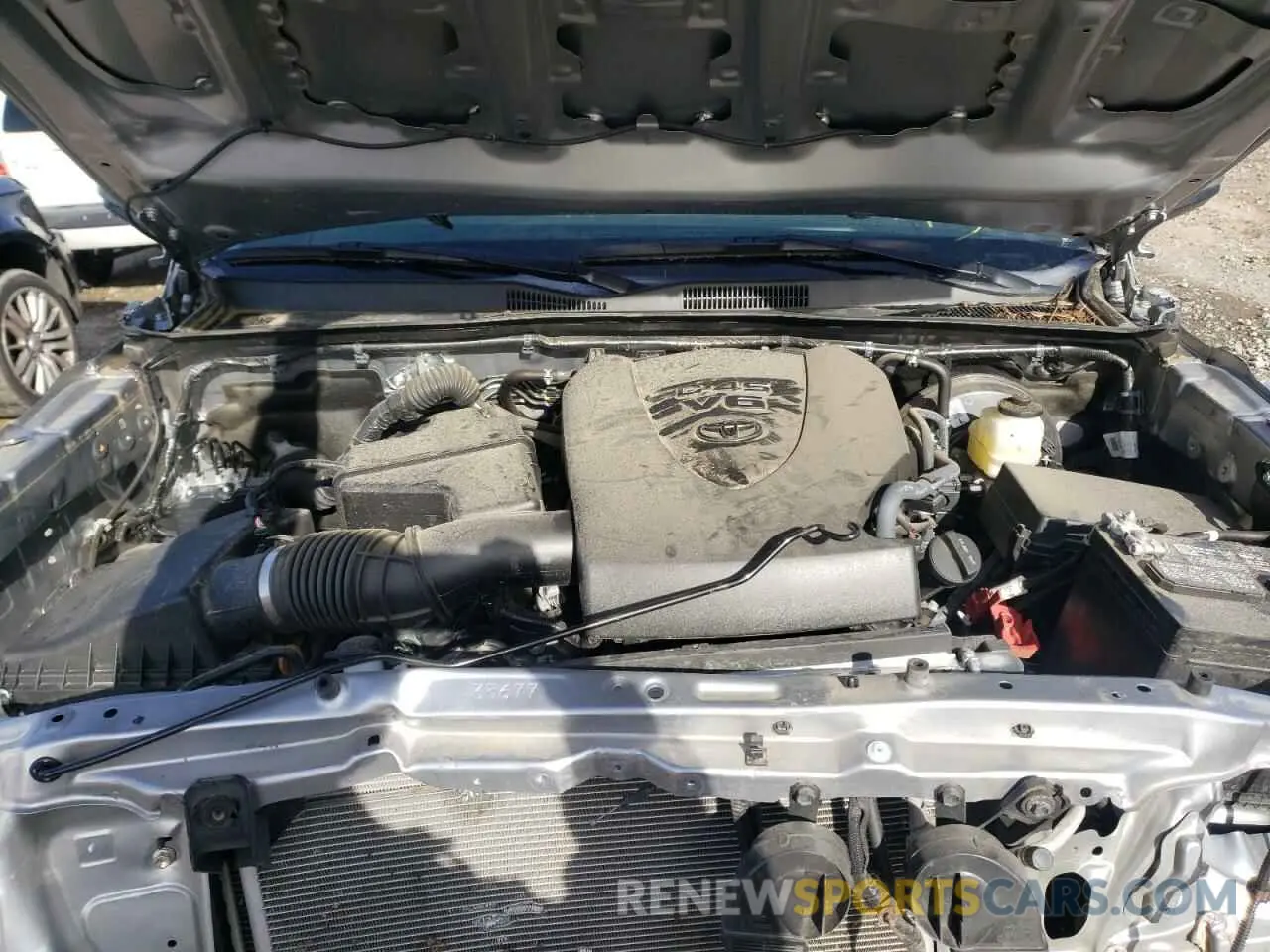 7 fotografías del automóvil dañado 5TFAZ5CN5MX096204 TOYOTA TACOMA 2021