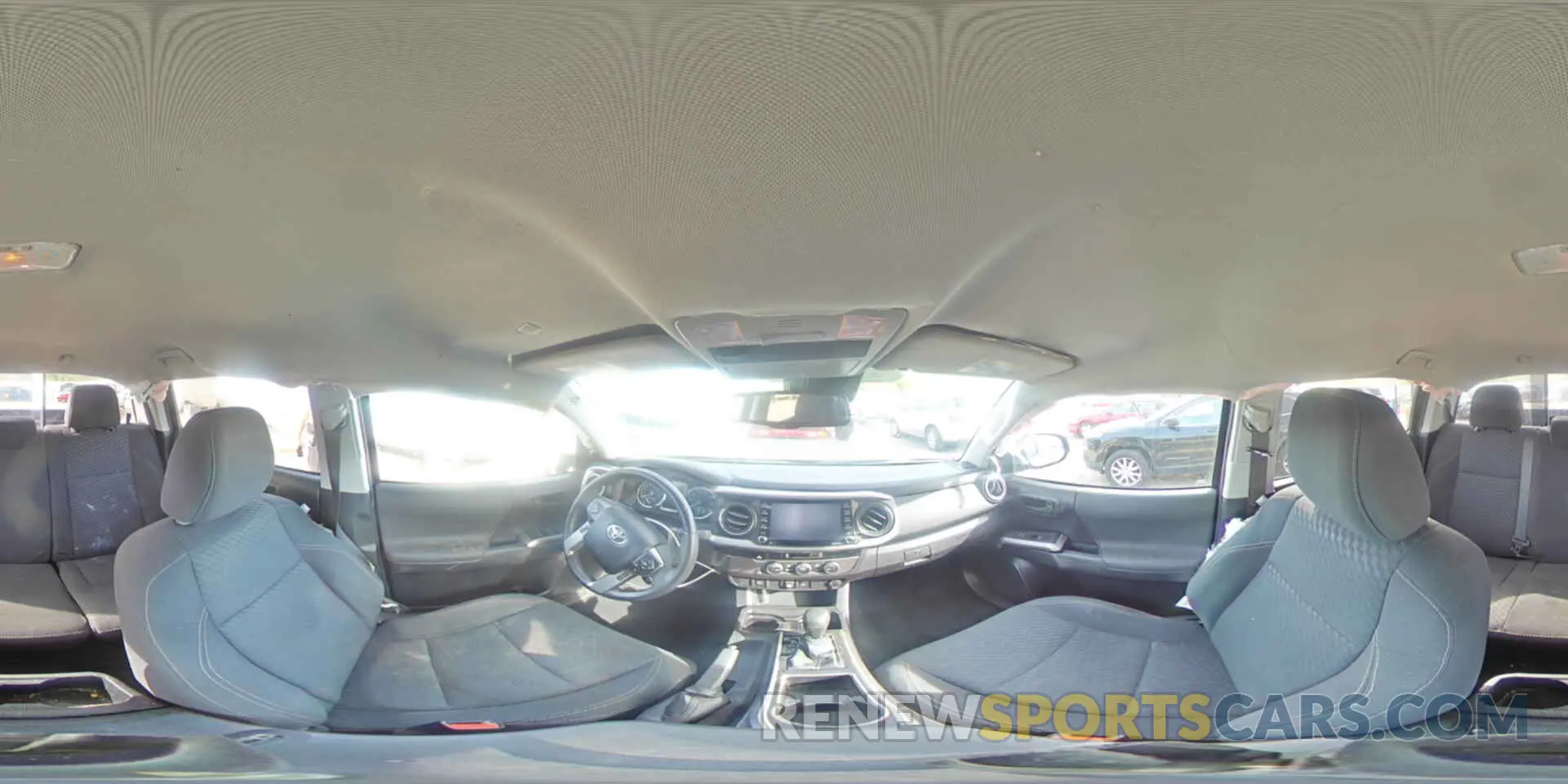 14 fotografías del automóvil dañado 5TFAZ5CN5MX102714 TOYOTA TACOMA 2021