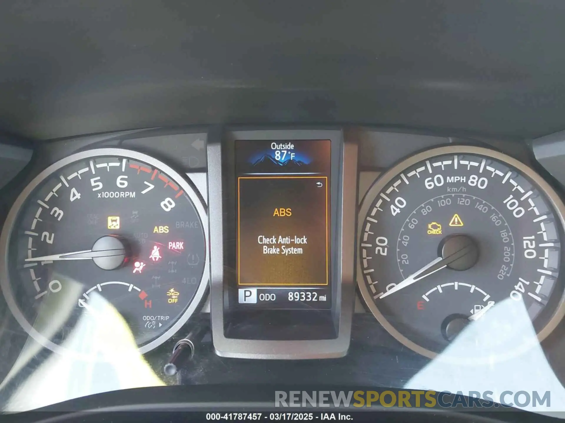 7 fotografías del automóvil dañado 5TFAZ5CN5MX107346 TOYOTA TACOMA 2021