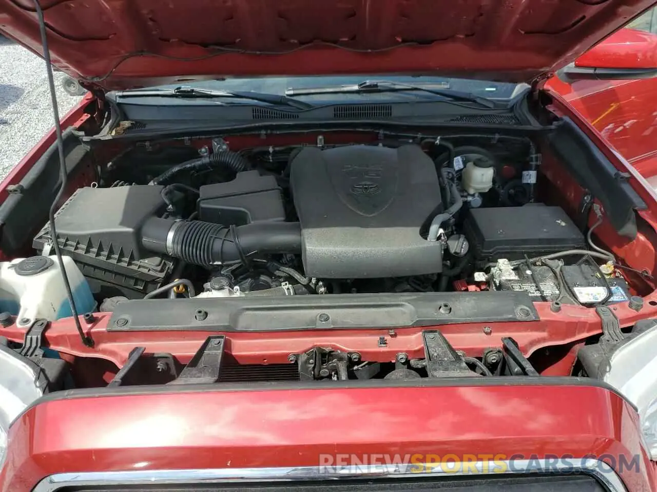 11 fotografías del automóvil dañado 5TFAZ5CN6MX097409 TOYOTA TACOMA 2021