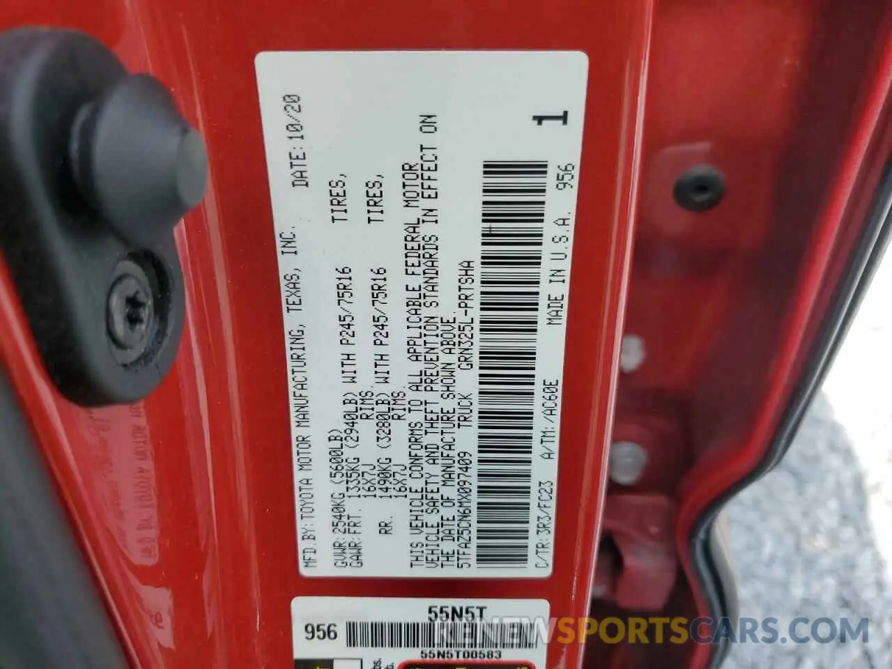 12 fotografías del automóvil dañado 5TFAZ5CN6MX097409 TOYOTA TACOMA 2021