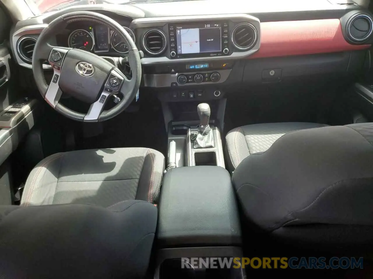 8 fotografías del automóvil dañado 5TFAZ5CN6MX097409 TOYOTA TACOMA 2021
