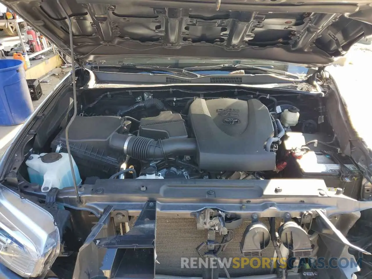 12 fotografías del automóvil dañado 5TFAZ5CN6MX103340 TOYOTA TACOMA 2021