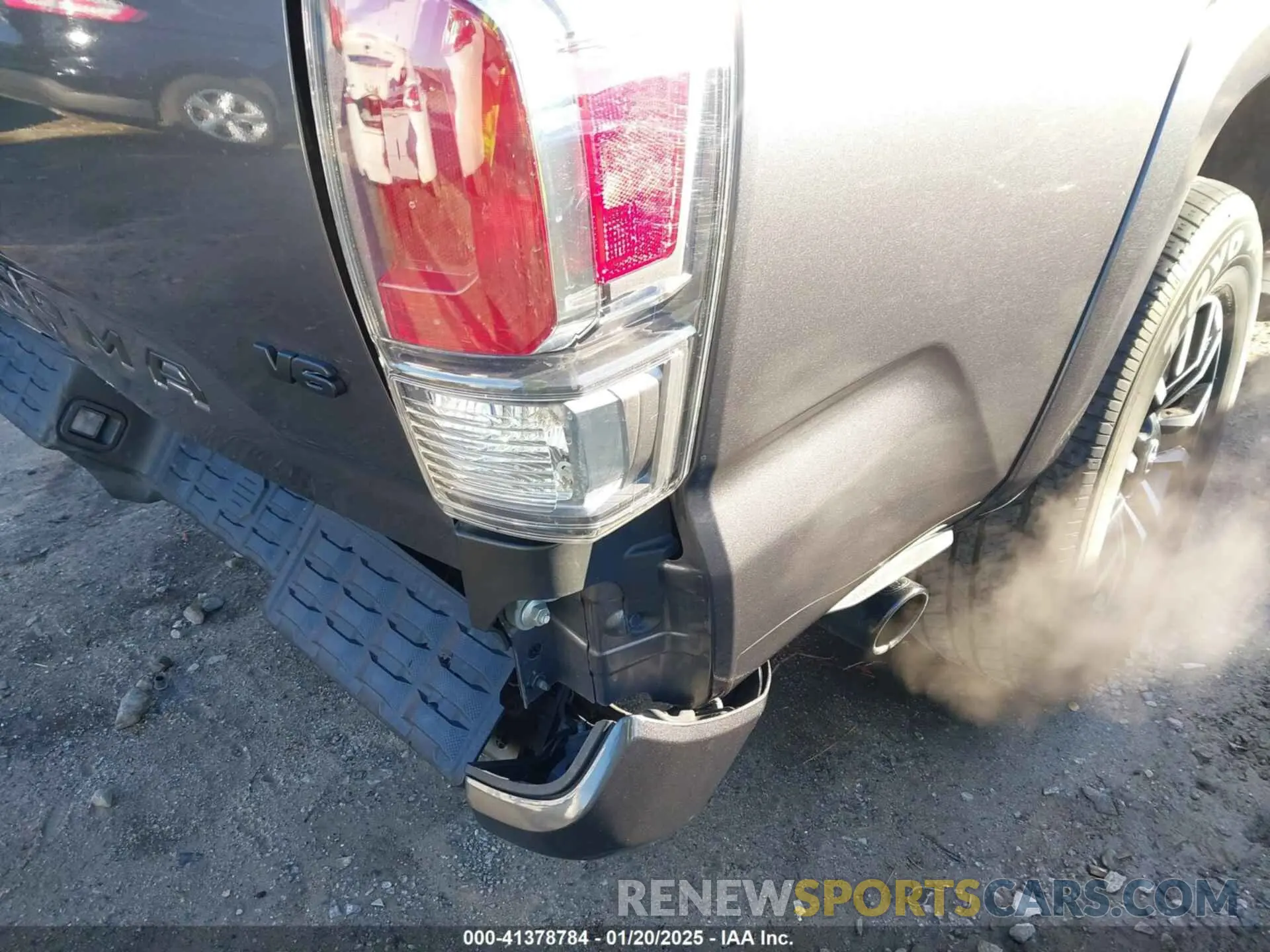 17 fotografías del automóvil dañado 5TFAZ5CN6MX112104 TOYOTA TACOMA 2021