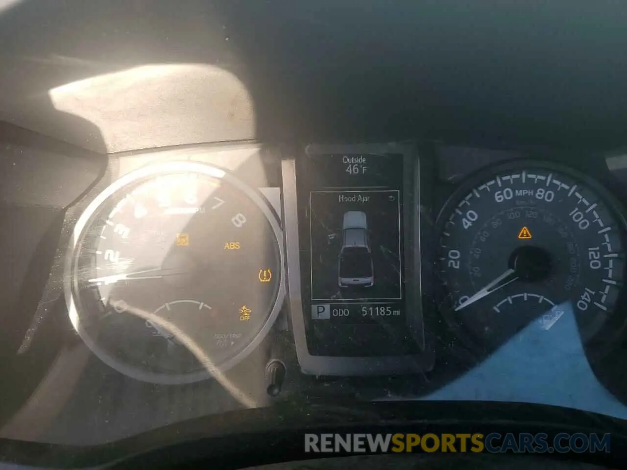 9 fotografías del automóvil dañado 5TFAZ5CN7MX111544 TOYOTA TACOMA 2021