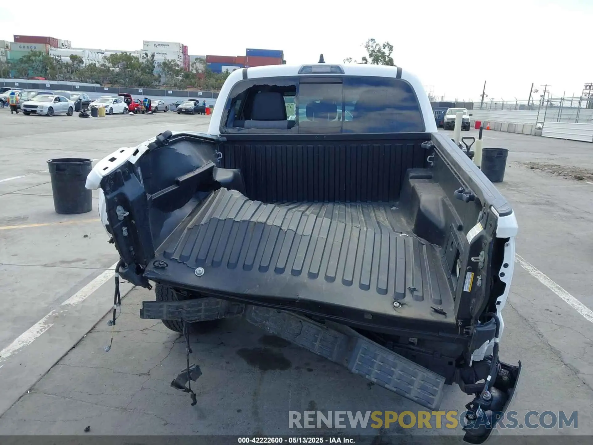15 fotografías del automóvil dañado 5TFAZ5CN7MX112757 TOYOTA TACOMA 2021