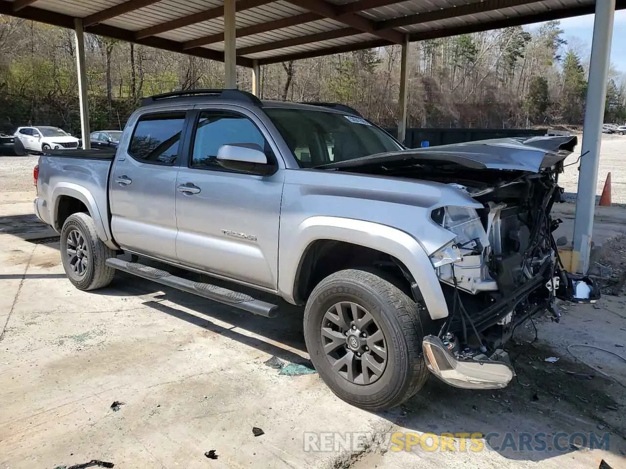 4 fotografías del automóvil dañado 5TFAZ5CN9MX107916 TOYOTA TACOMA 2021