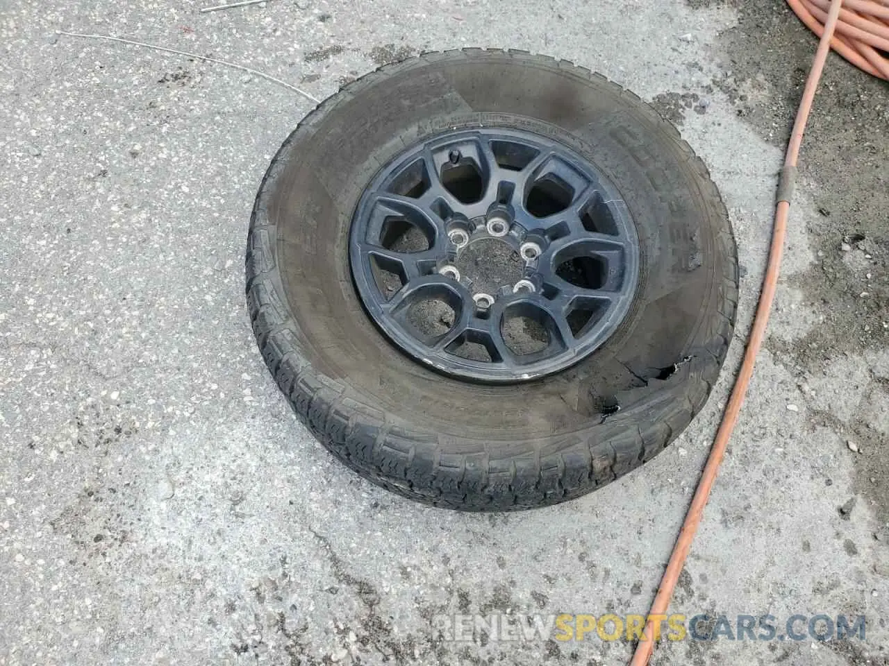 12 fotografías del automóvil dañado 5TFAZ5CNXMX102031 TOYOTA TACOMA 2021