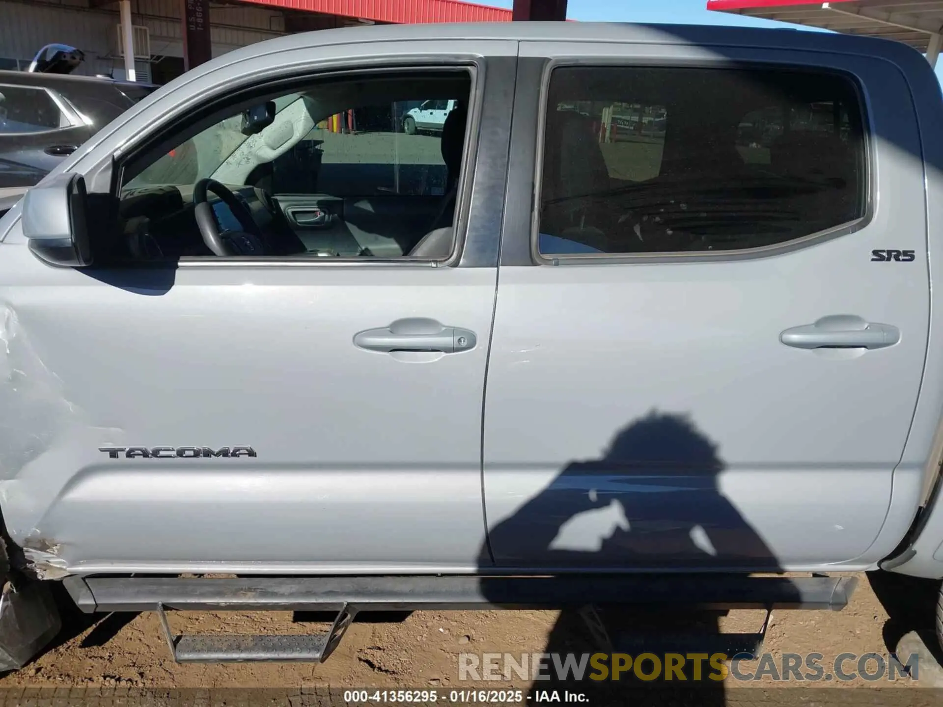15 fotografías del automóvil dañado 5TFAZ5CNXMX108296 TOYOTA TACOMA 2021