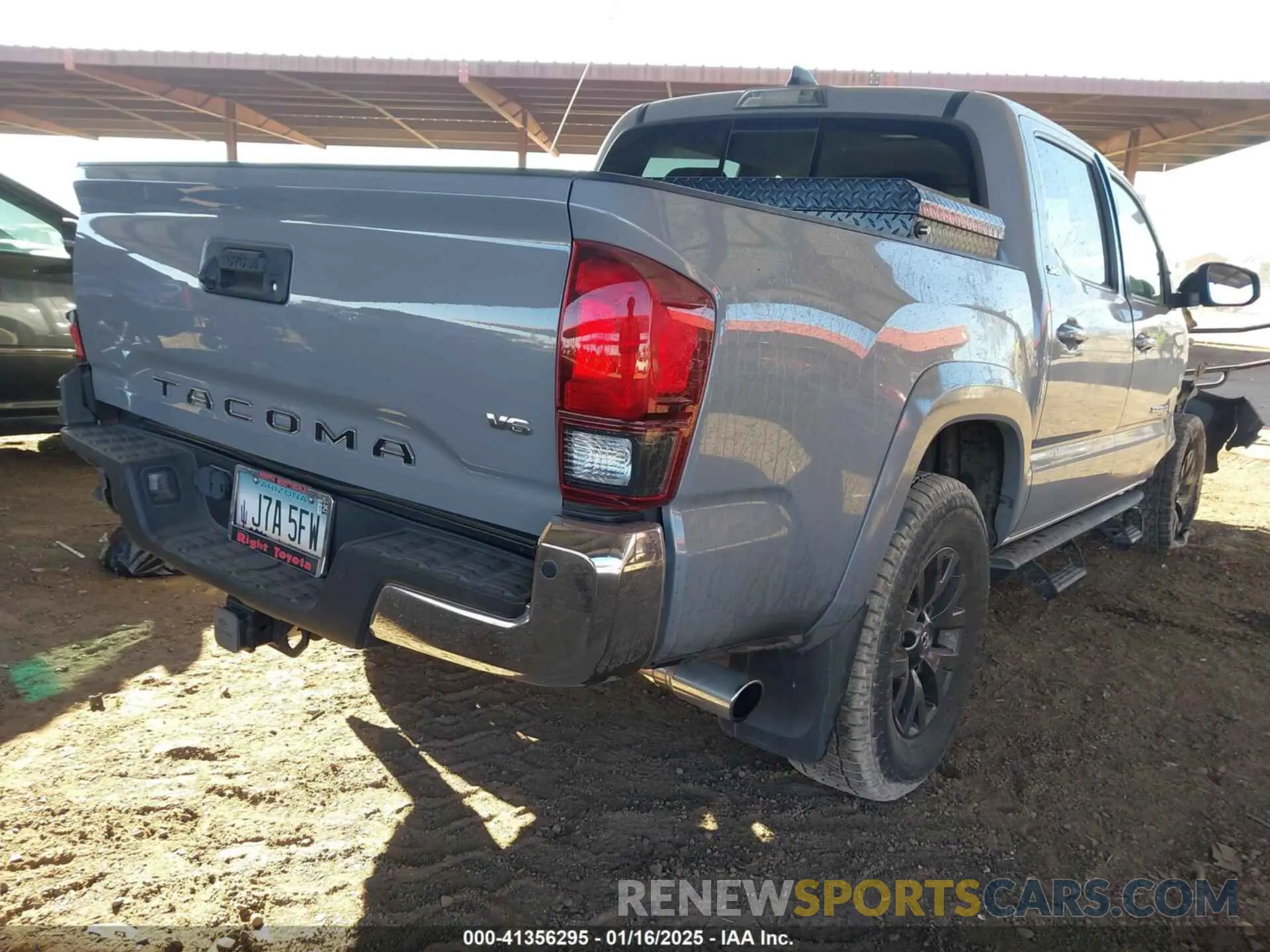 4 fotografías del automóvil dañado 5TFAZ5CNXMX108296 TOYOTA TACOMA 2021