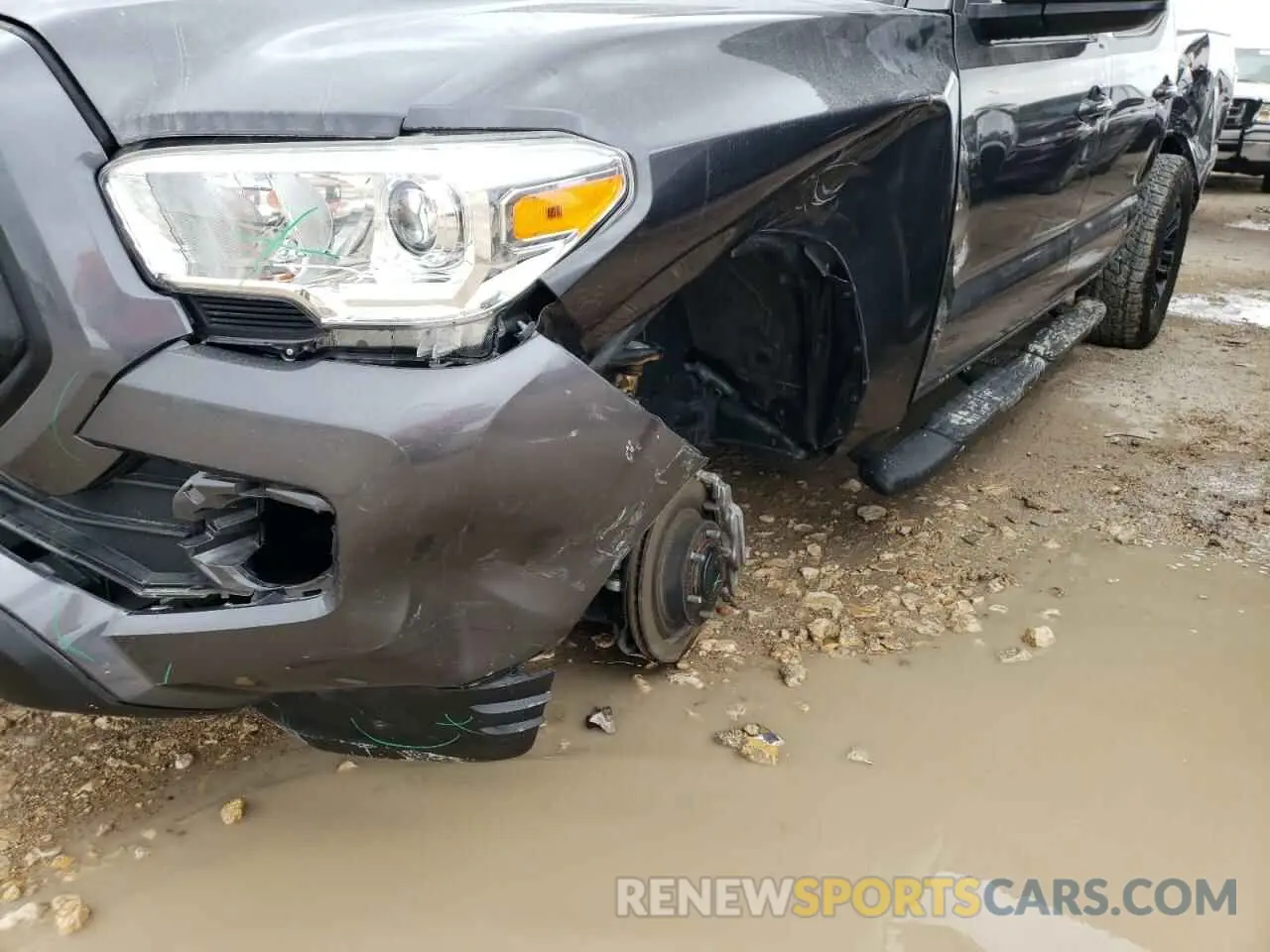 9 fotografías del automóvil dañado 5TFCZ5AN0MX254928 TOYOTA TACOMA 2021