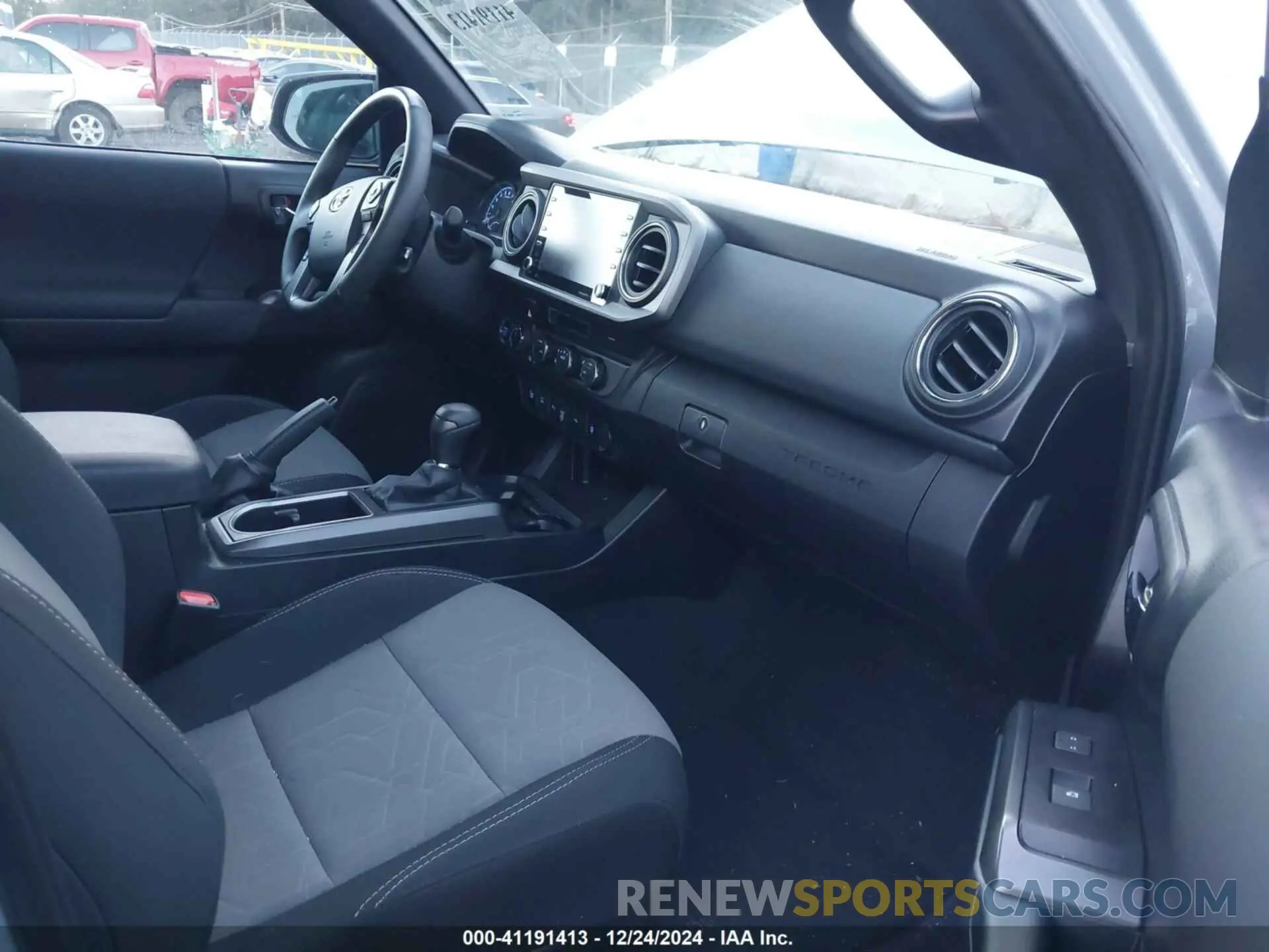 5 fotografías del automóvil dañado 5TFCZ5AN0MX263001 TOYOTA TACOMA 2021