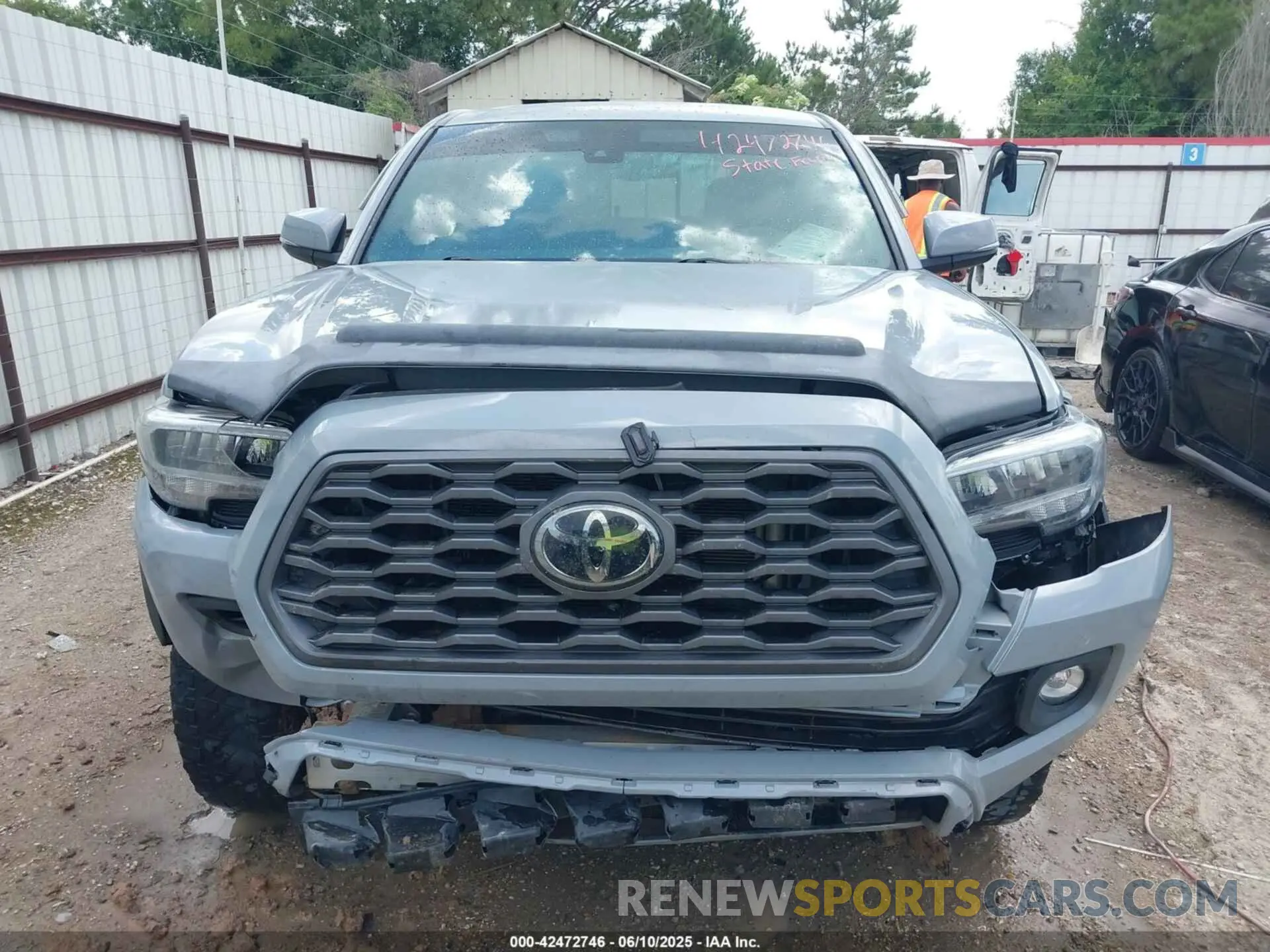 12 fotografías del automóvil dañado 5TFCZ5AN1MX274296 TOYOTA TACOMA 2021