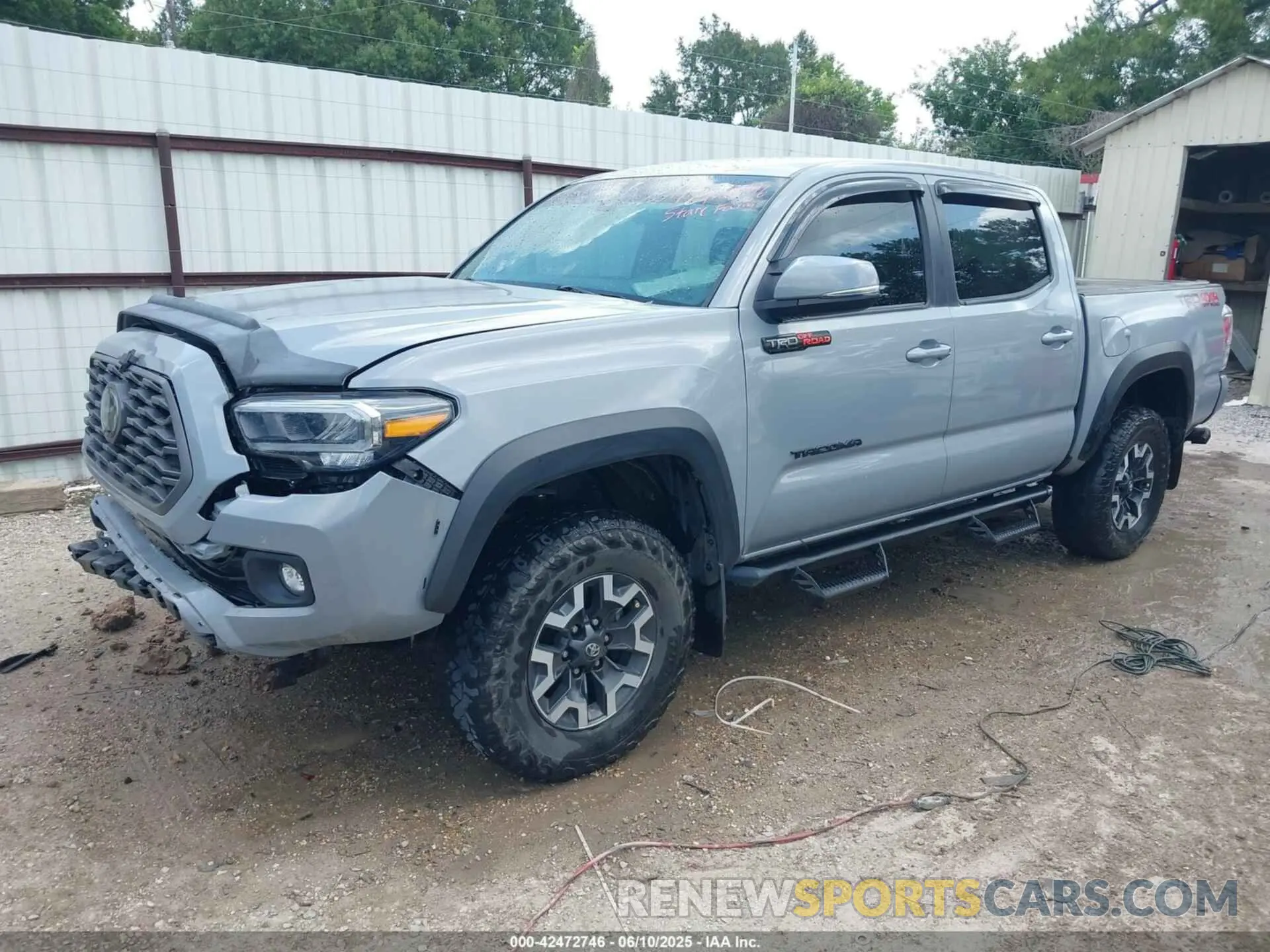 2 fotografías del automóvil dañado 5TFCZ5AN1MX274296 TOYOTA TACOMA 2021