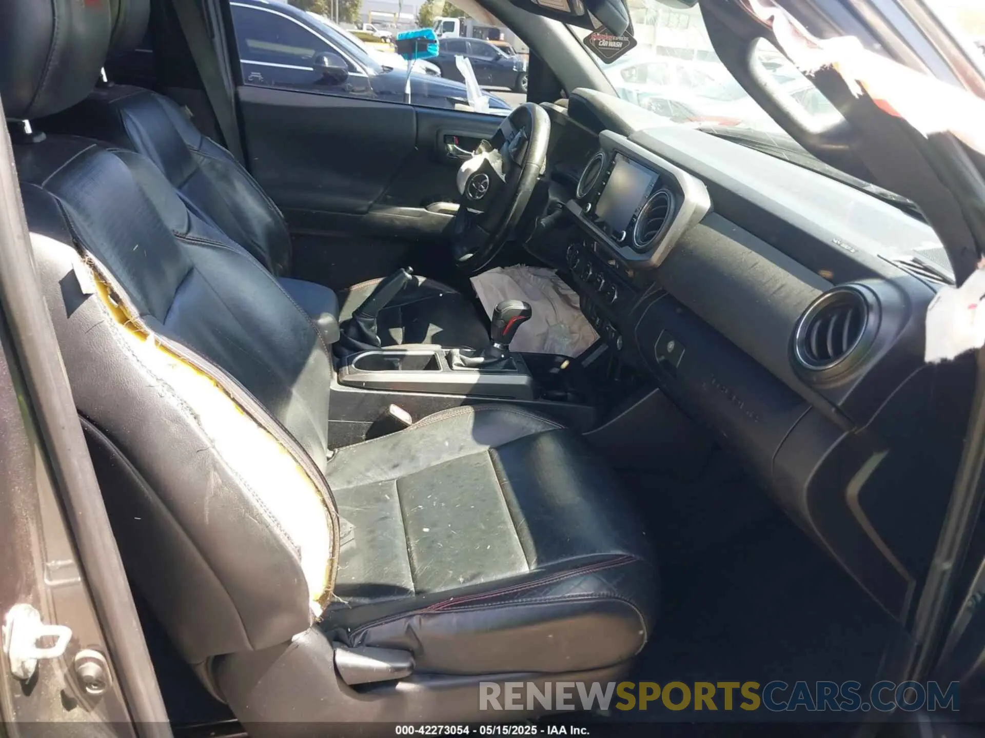 5 fotografías del automóvil dañado 5TFCZ5AN1MX274315 TOYOTA TACOMA 2021