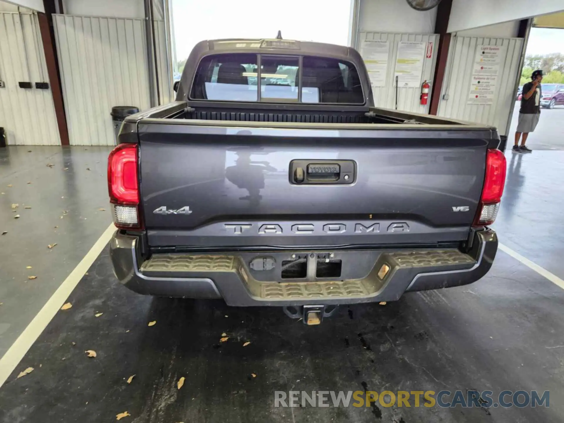 4 fotografías del automóvil dañado 5TFCZ5AN1MX280518 TOYOTA TACOMA 2021