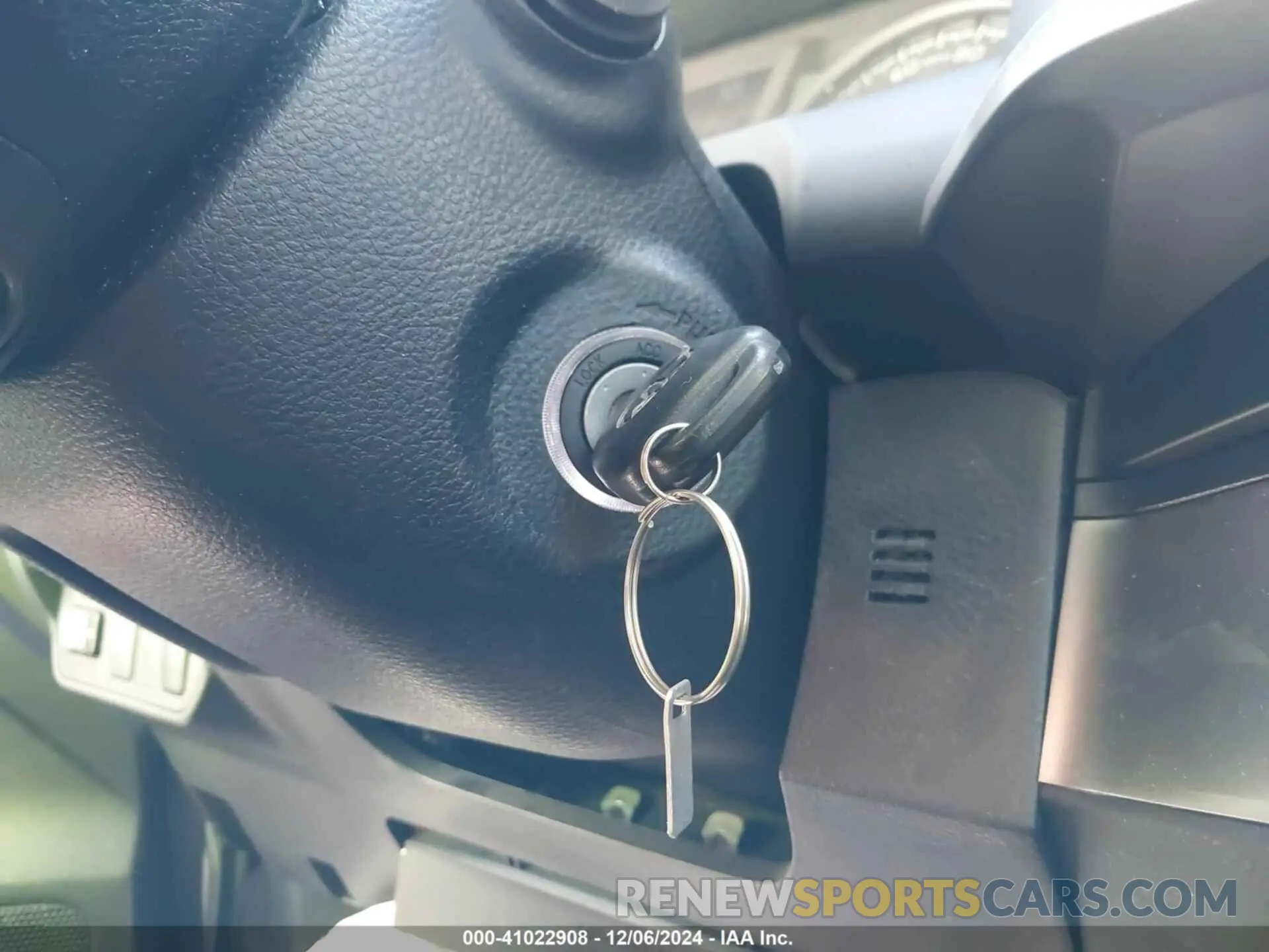 11 fotografías del automóvil dañado 5TFCZ5AN1MX282401 TOYOTA TACOMA 2021