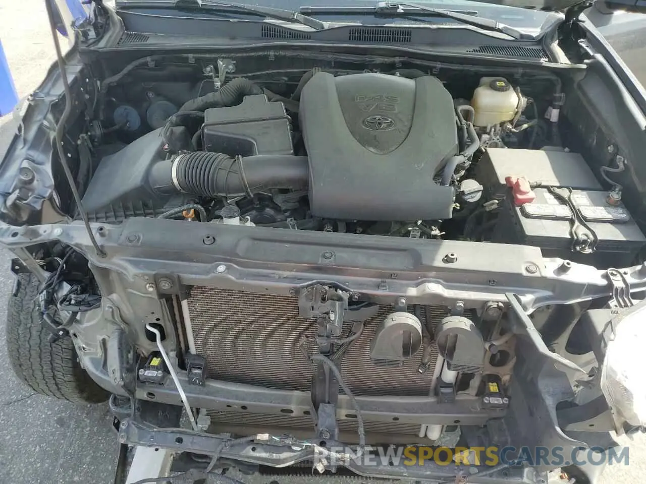 11 fotografías del automóvil dañado 5TFCZ5AN2MX255160 TOYOTA TACOMA 2021