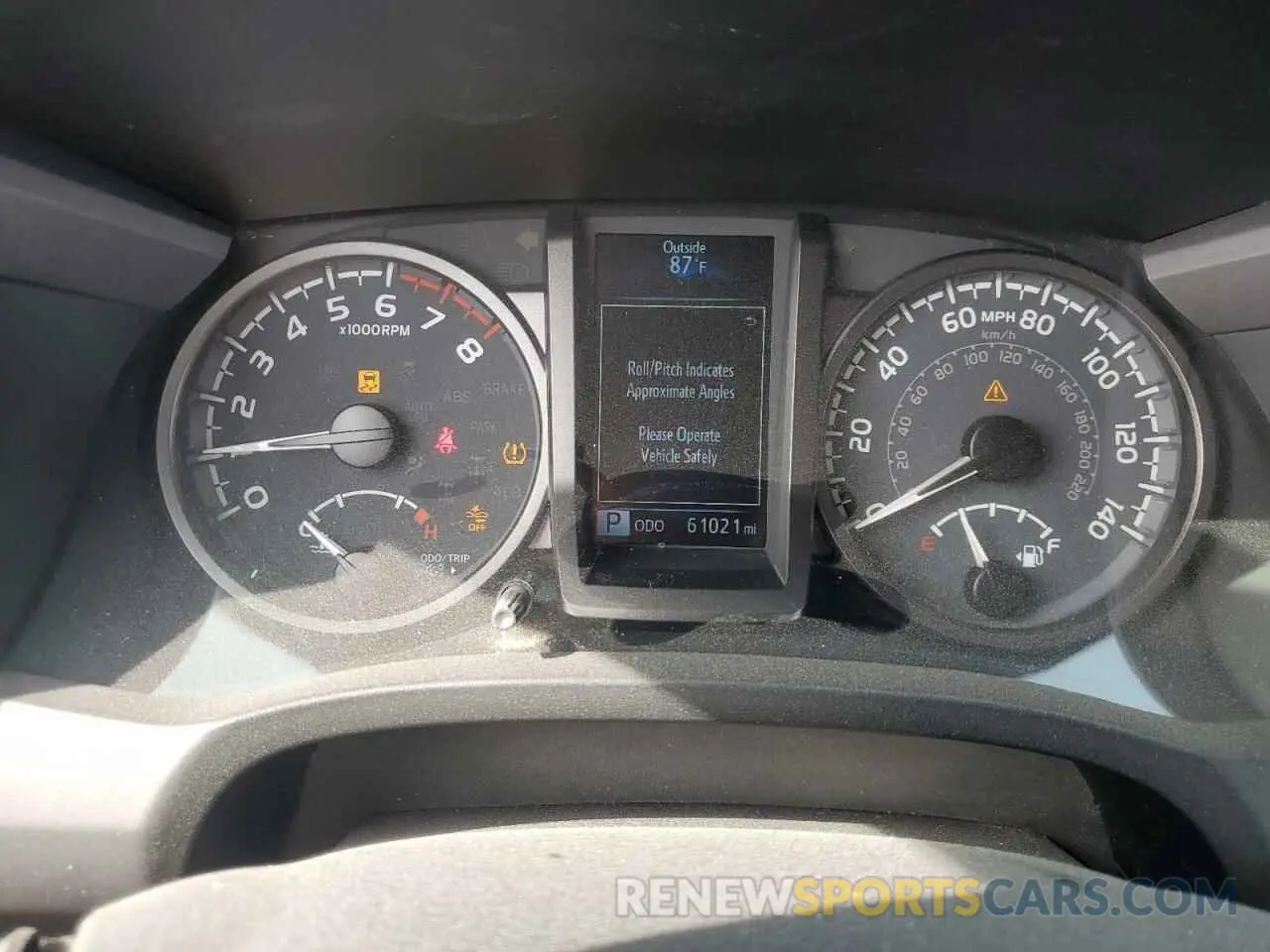 9 fotografías del automóvil dañado 5TFCZ5AN2MX255160 TOYOTA TACOMA 2021