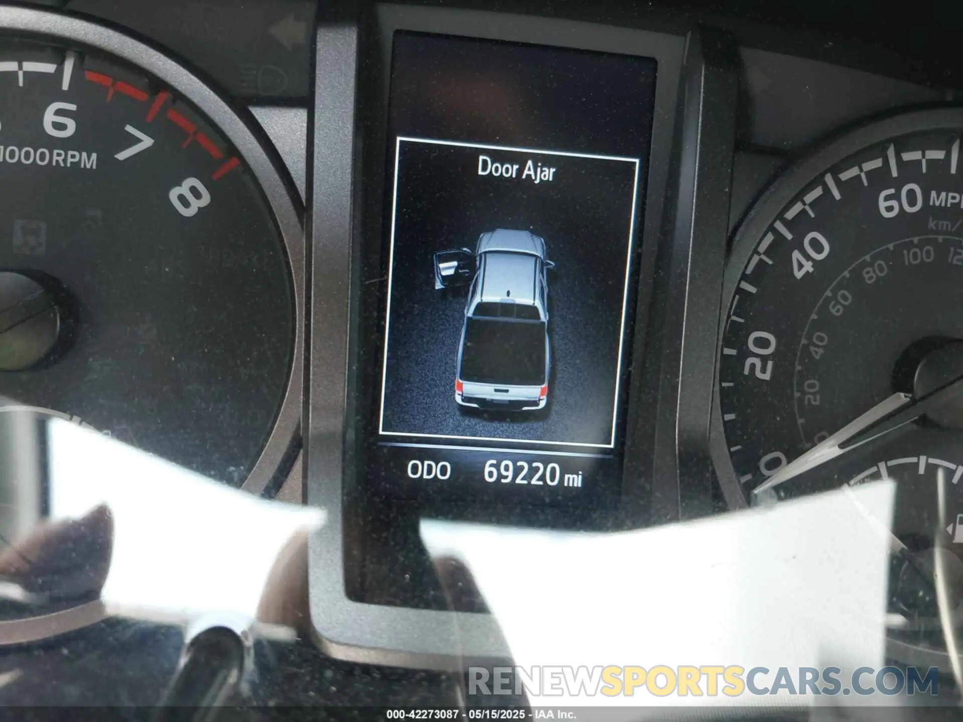 14 fotografías del automóvil dañado 5TFCZ5AN2MX263159 TOYOTA TACOMA 2021
