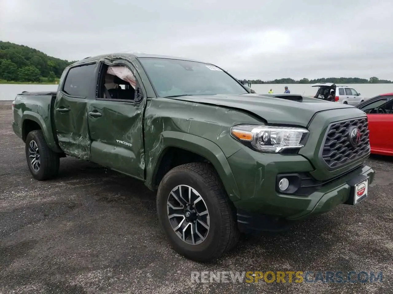 1 fotografías del automóvil dañado 5TFCZ5AN3MX262585 TOYOTA TACOMA 2021