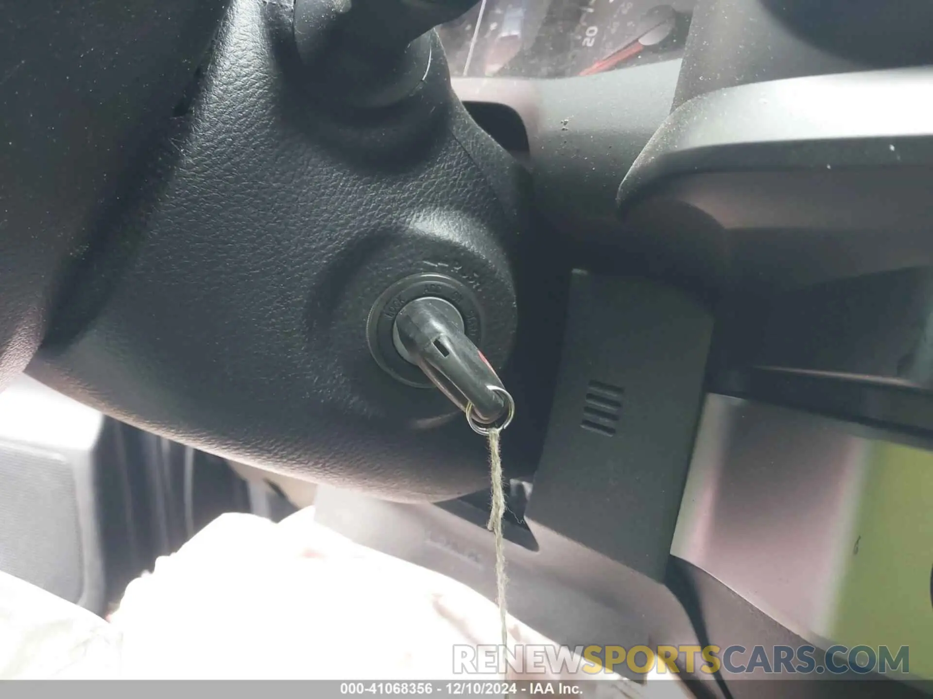 11 fotografías del automóvil dañado 5TFCZ5AN3MX269374 TOYOTA TACOMA 2021