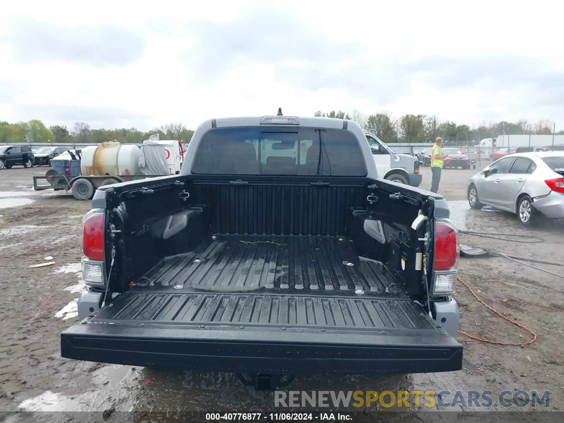 8 fotografías del automóvil dañado 5TFCZ5AN4MX254155 TOYOTA TACOMA 2021