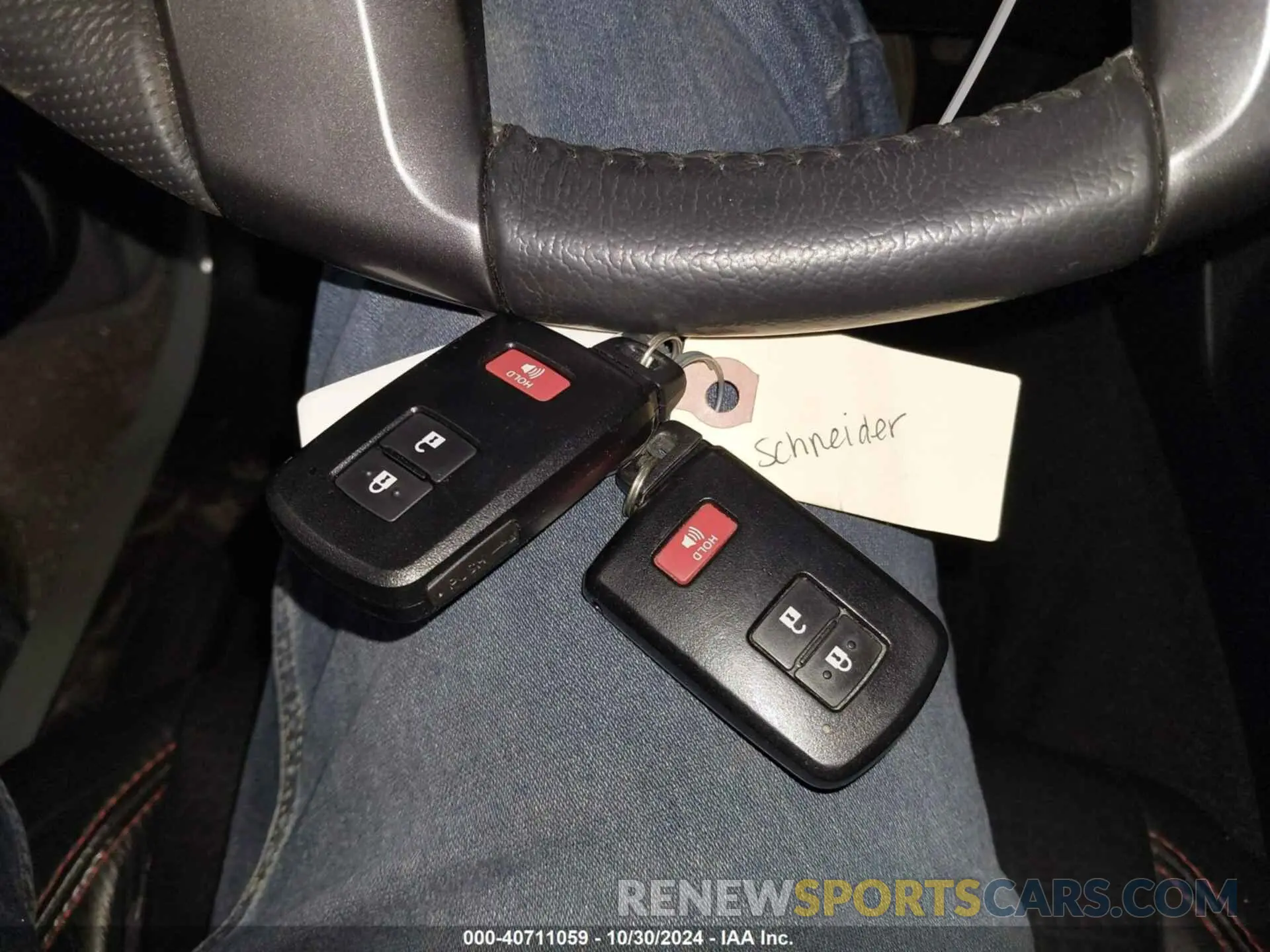 11 fotografías del automóvil dañado 5TFCZ5AN4MX256102 TOYOTA TACOMA 2021